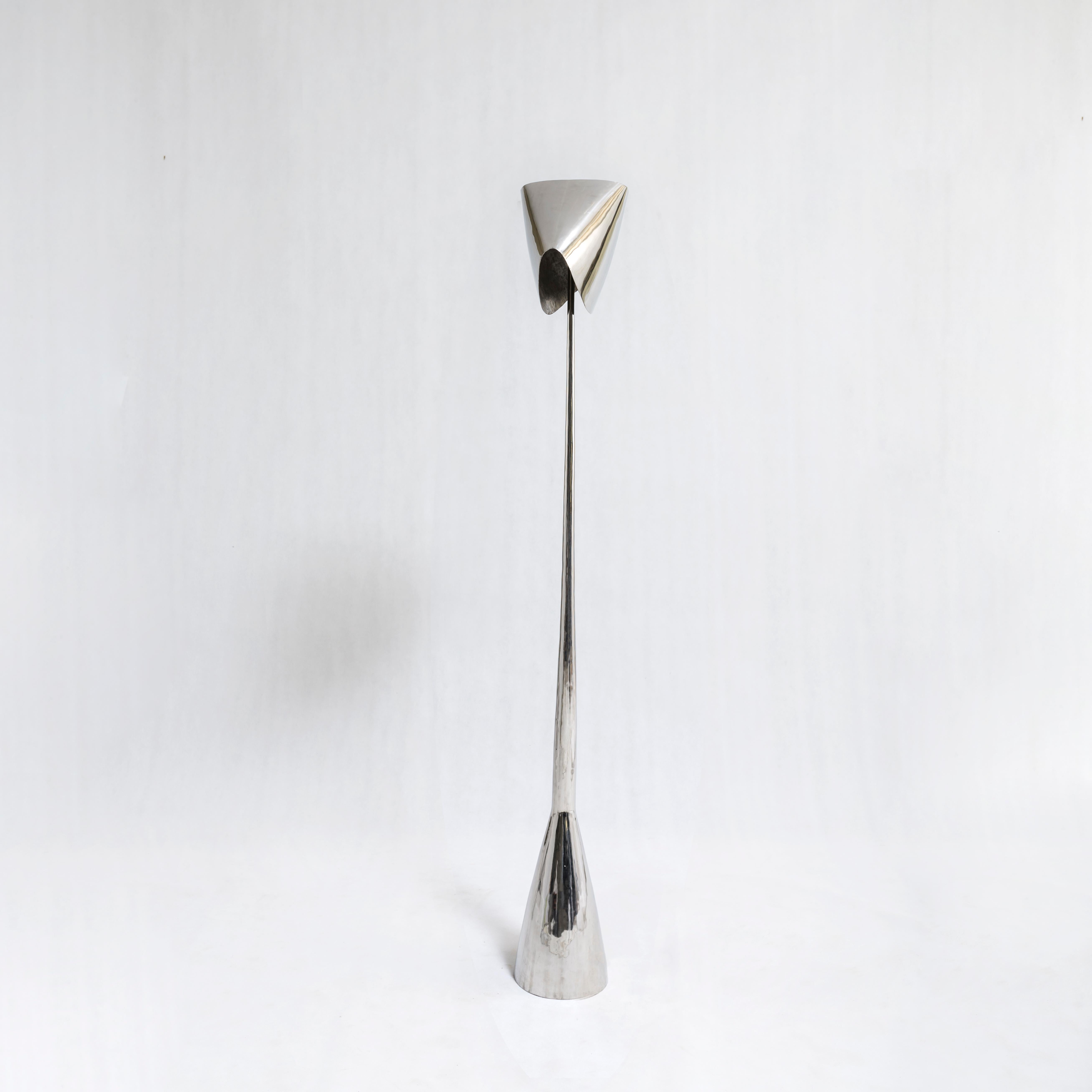 Philippe Hiquily floor lamp
Signed PH
Limited Edition of 100
Stainless steel
France, 2009.