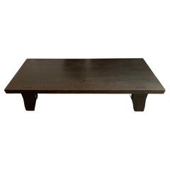 Philippe Hurel Tavolino basso grande in Oak Solid Finitura marrone scuro Made in France