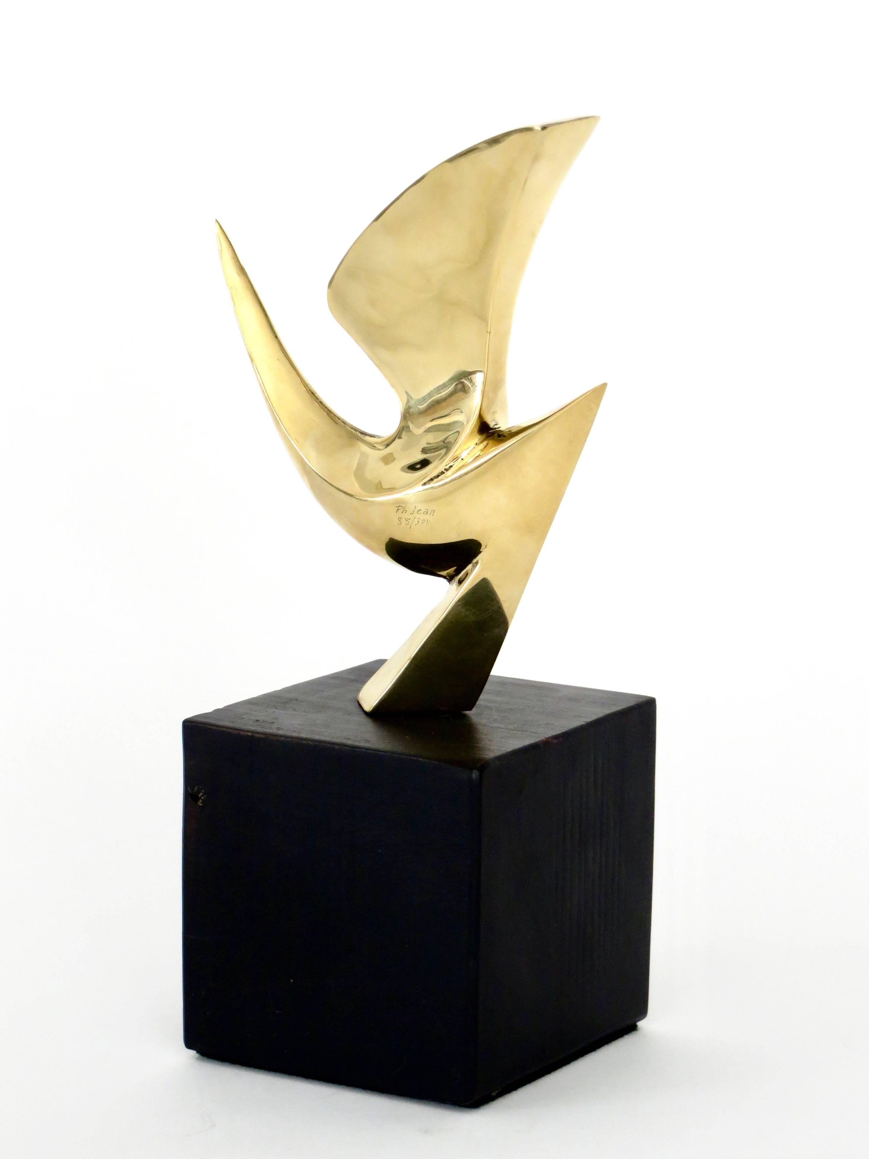 French Philippe Jean Bronze Bird Sculpture Signed and Numbered 85/300 France circa 1960 For Sale