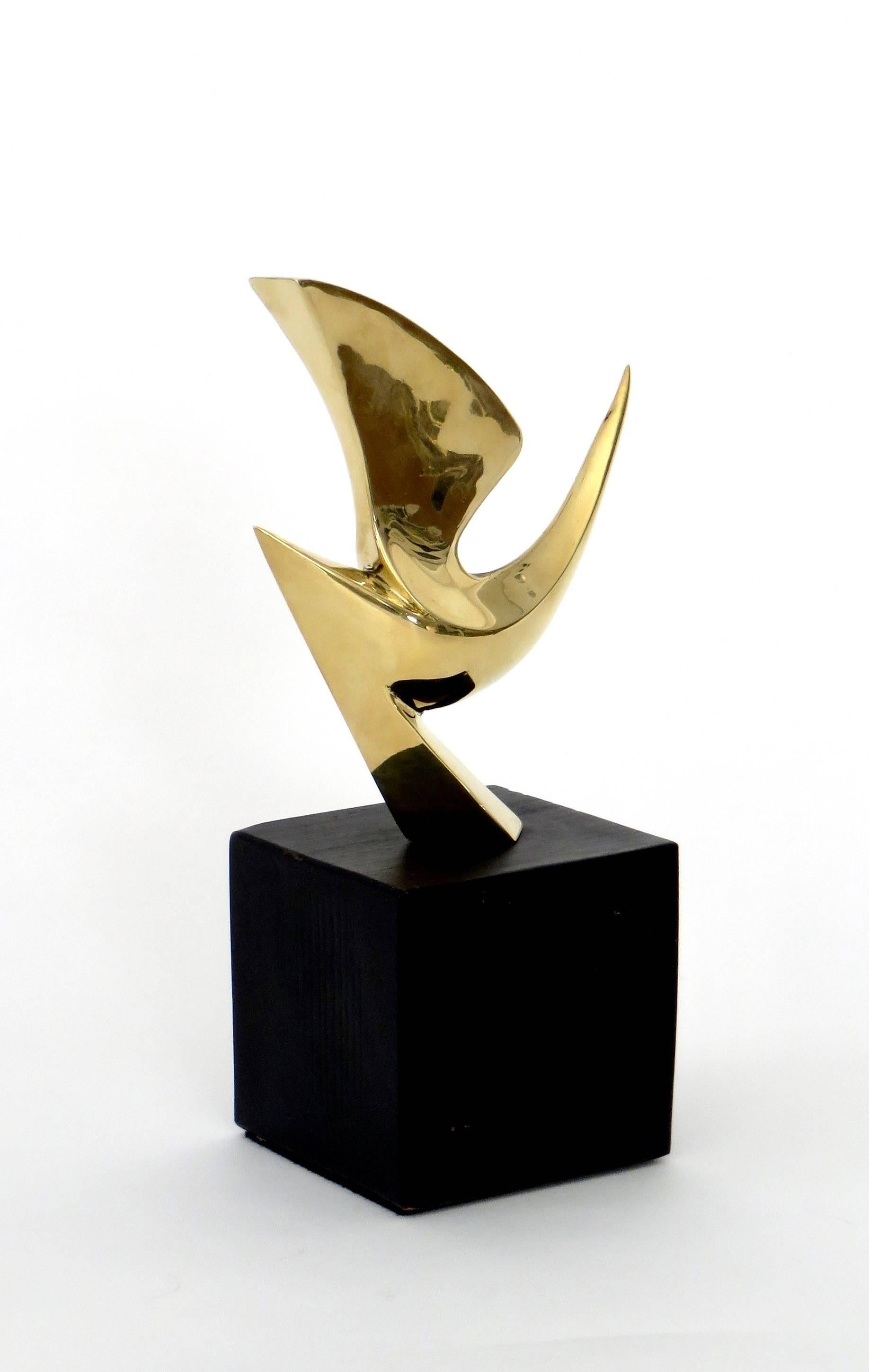 Philippe Jean Bronze Bird Sculpture Signed and Numbered 85/300 France circa 1960 For Sale 1