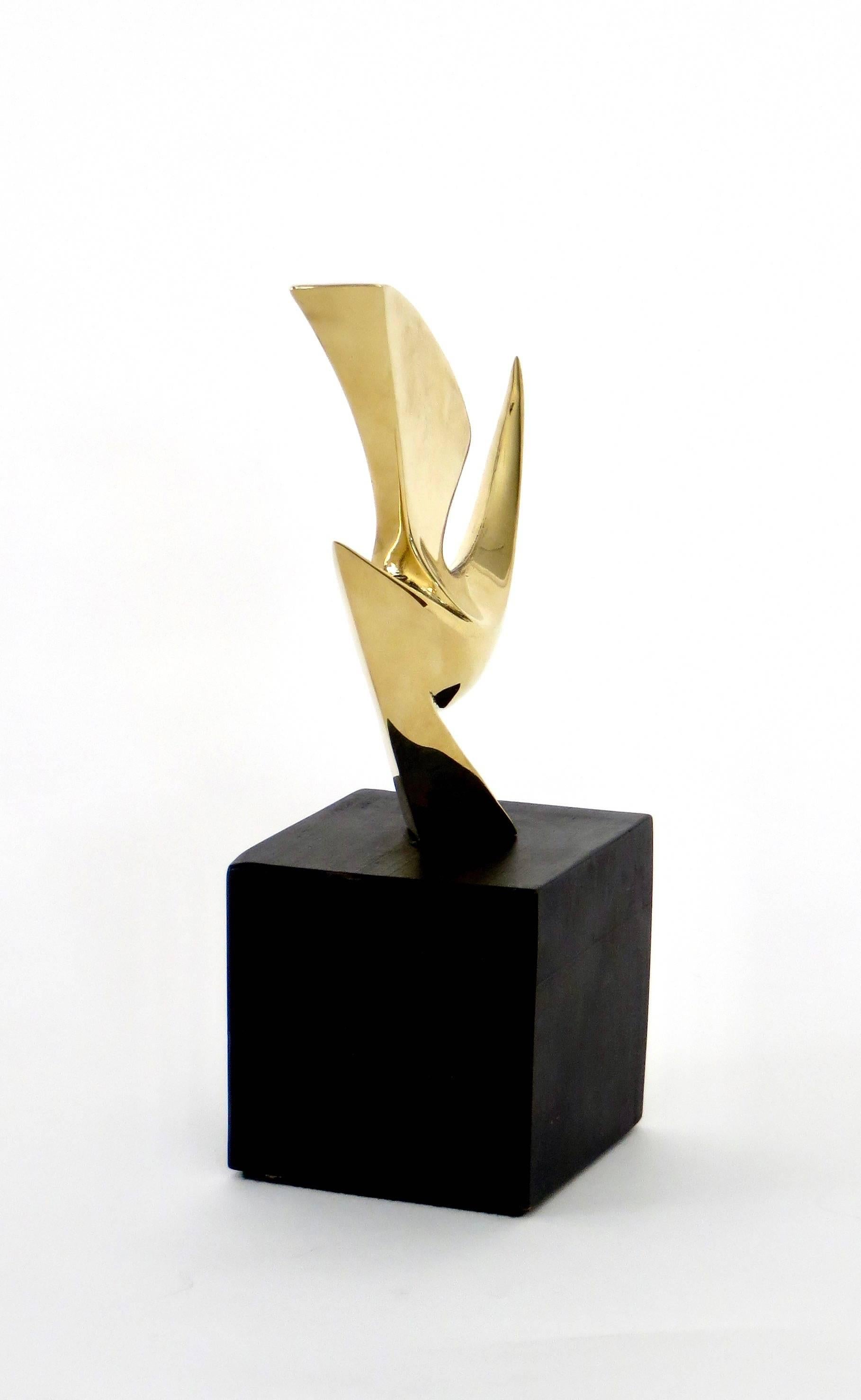 Philippe Jean Bronze Bird Sculpture Signed and Numbered 85/300 France circa 1960 For Sale 2