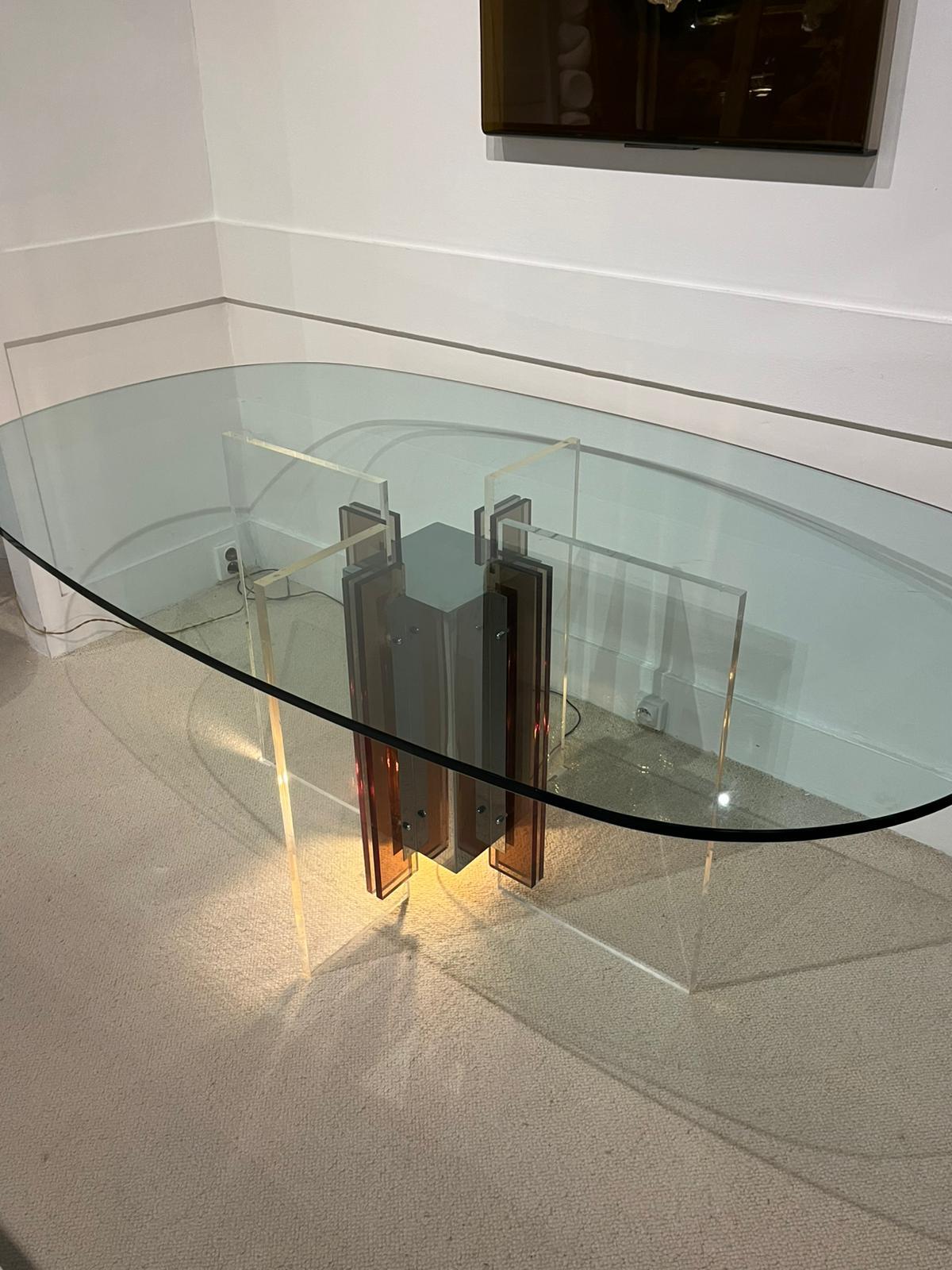 Philippe Jean - Table de salle à manger en lucite, chrome et verre. Signé par l'artiste. Bon état - En vente à Saint-Ouen, FR