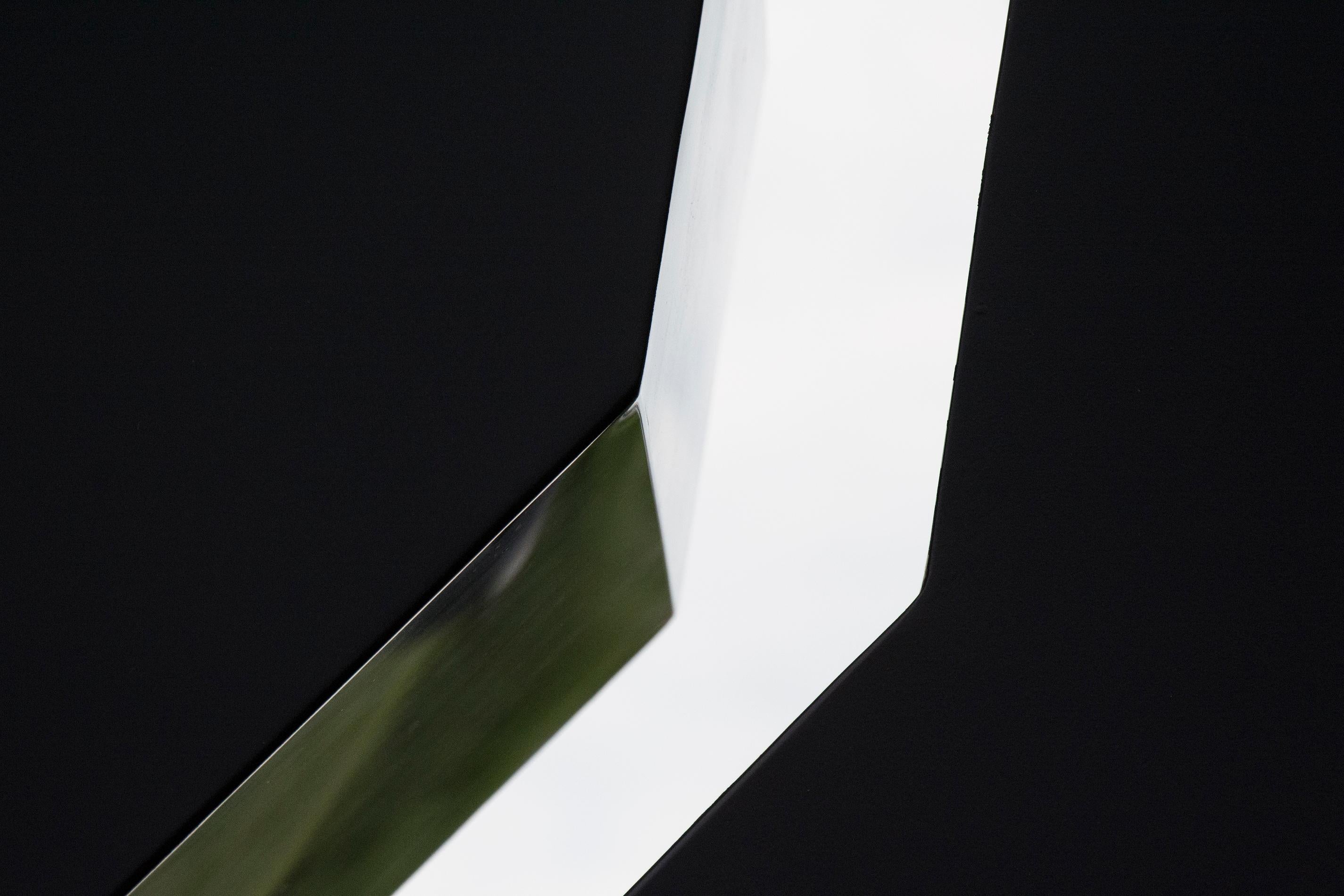 Aquagraphie Variation 2 - moderne, géométrique abstraite, sculpture en acier d'extérieur en vente 4