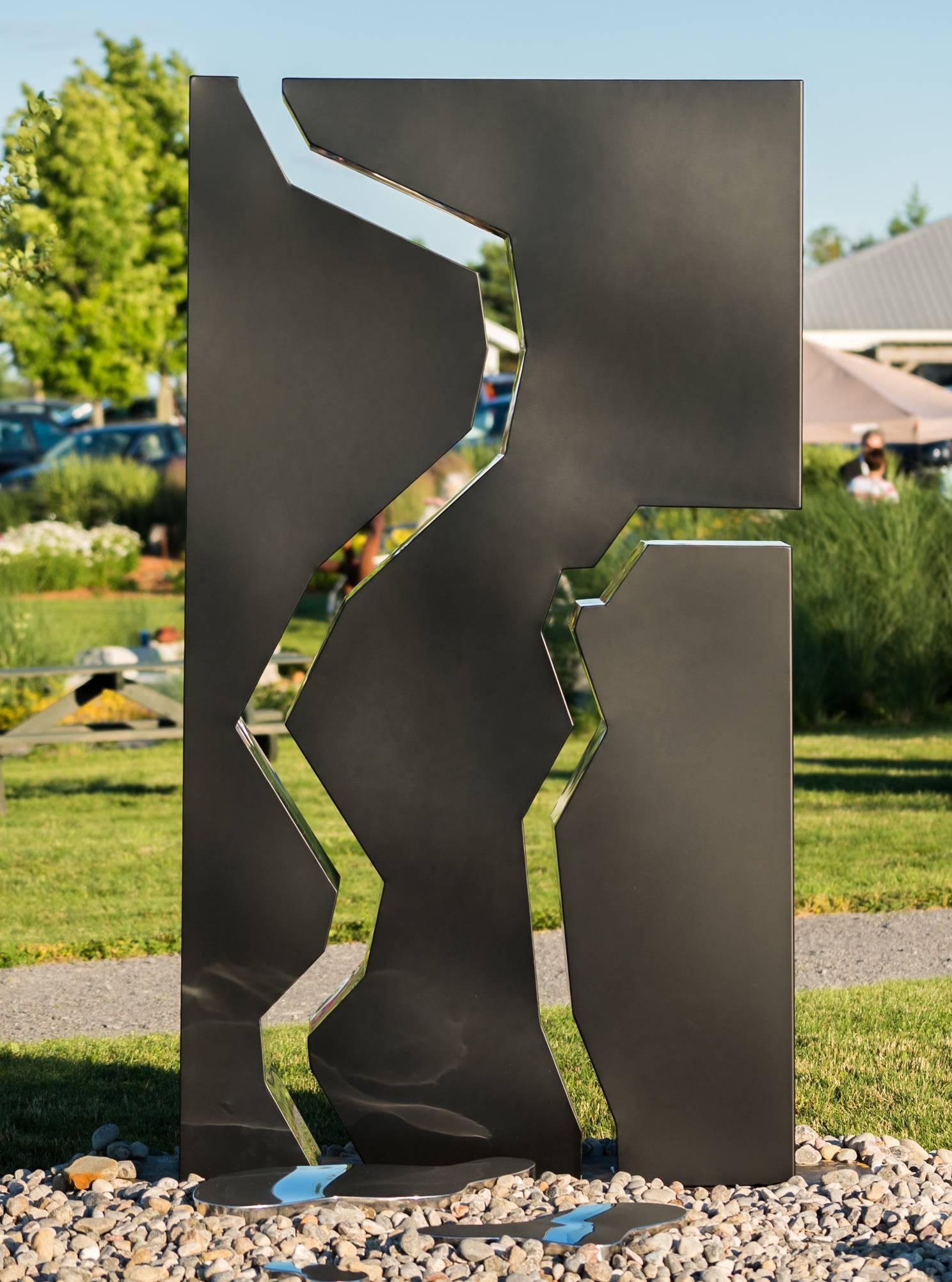 Aquagraphie Variation 2 (Écrit à l'eau) - sculpture abstraite en acier d'extérieur - Sculpture de Philippe Pallafray