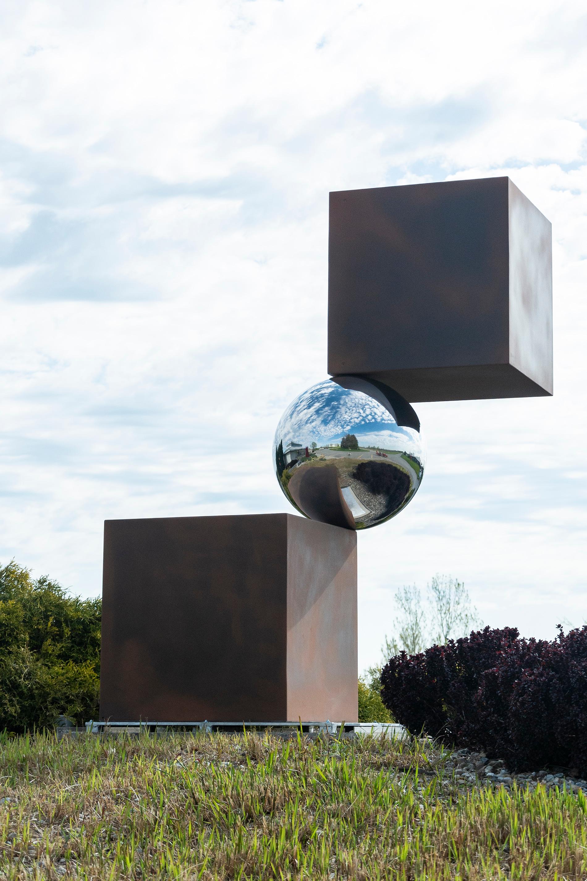 Abstract Sculpture Philippe Pallafray - Equilibre Rouille 3/10, sculpture d'extérieur abstraite géométrique et moderne en aluminium
