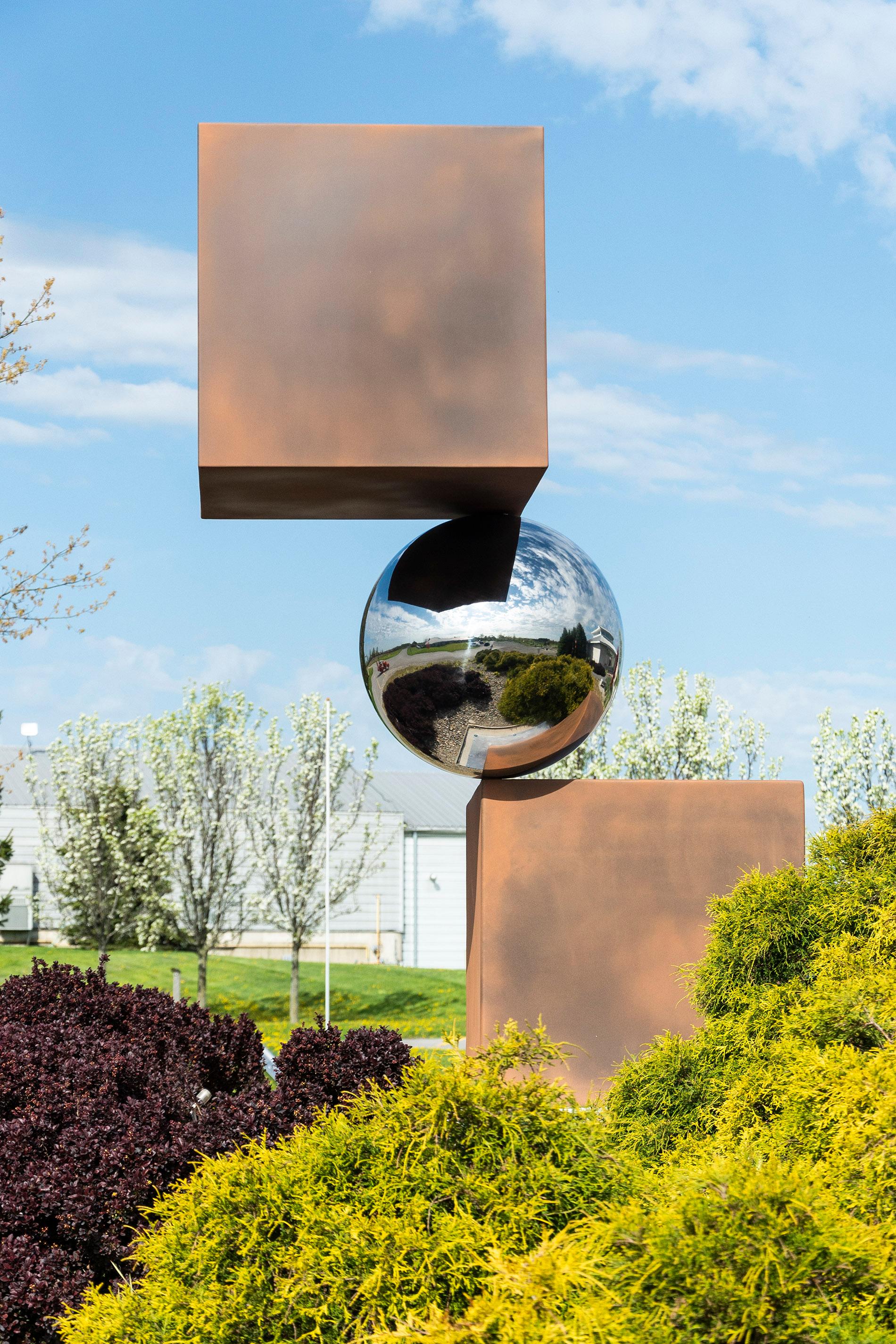 Equilibre Rouille 3/10 - geometric abstract, modern, aluminum outdoor sculpture - Sculpture by Philippe Pallafray