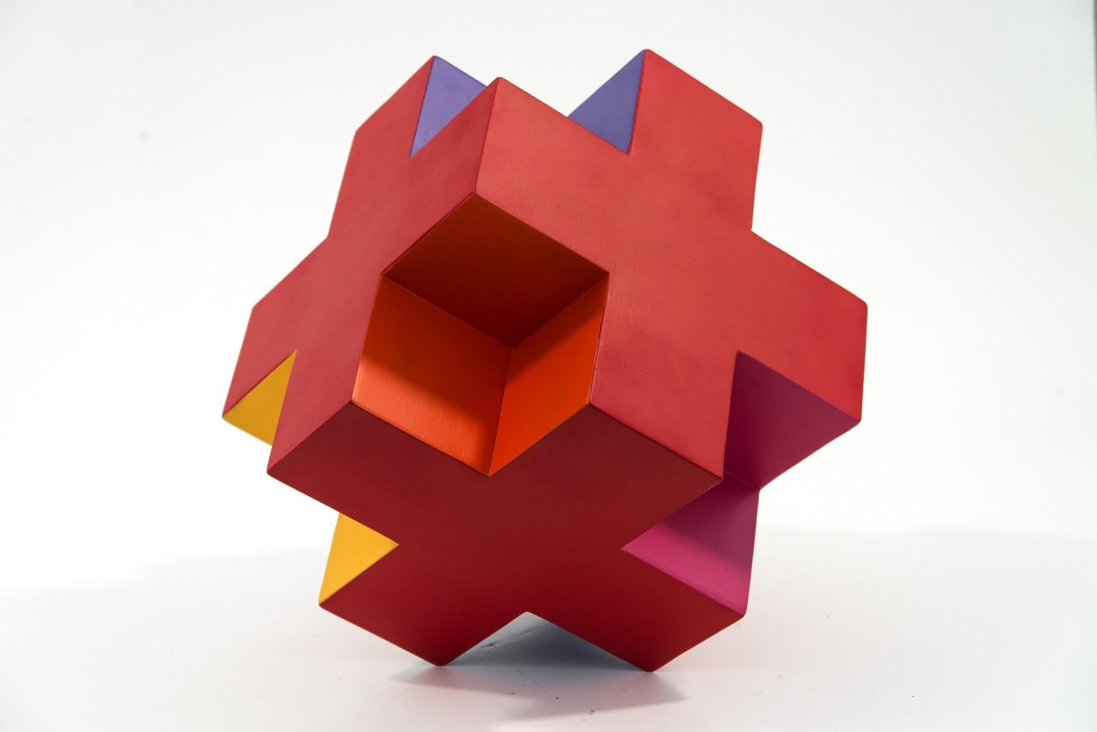 Multicube - géométrie colorée et entrecroisée, sculpture moderne en aluminium - Sculpture de Philippe Pallafray