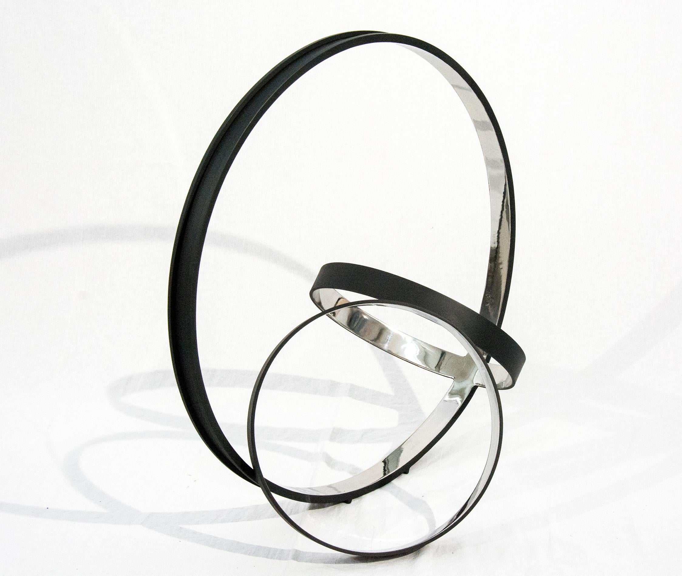 Temps Zero Black 6/10 - stainless steel, rings, table-top, abstract, sculpture - Sculpture by Philippe Pallafray