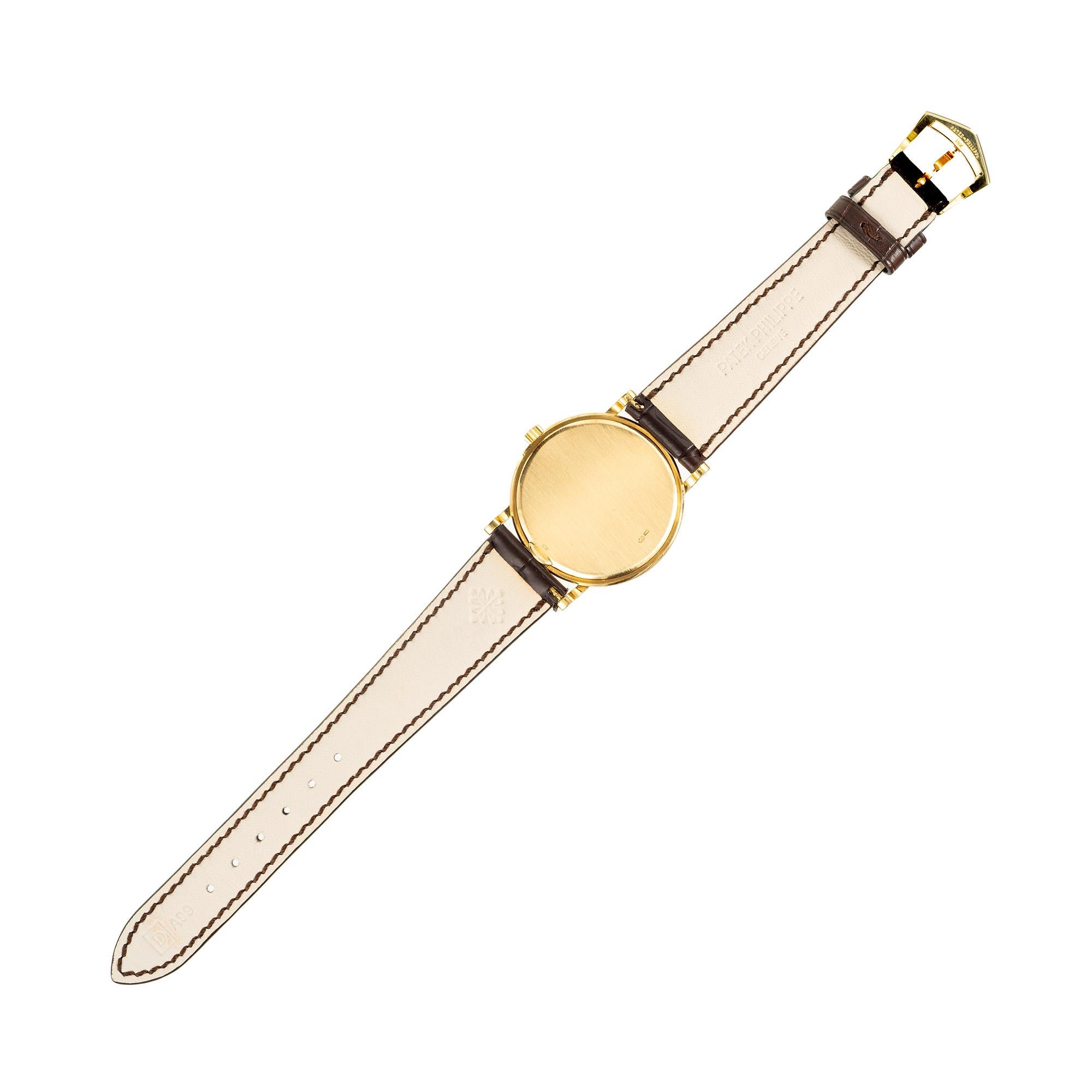 Patek Philippe Yellow Gold Calatrava Clous de Paris Mens Wristwatch en vente 1