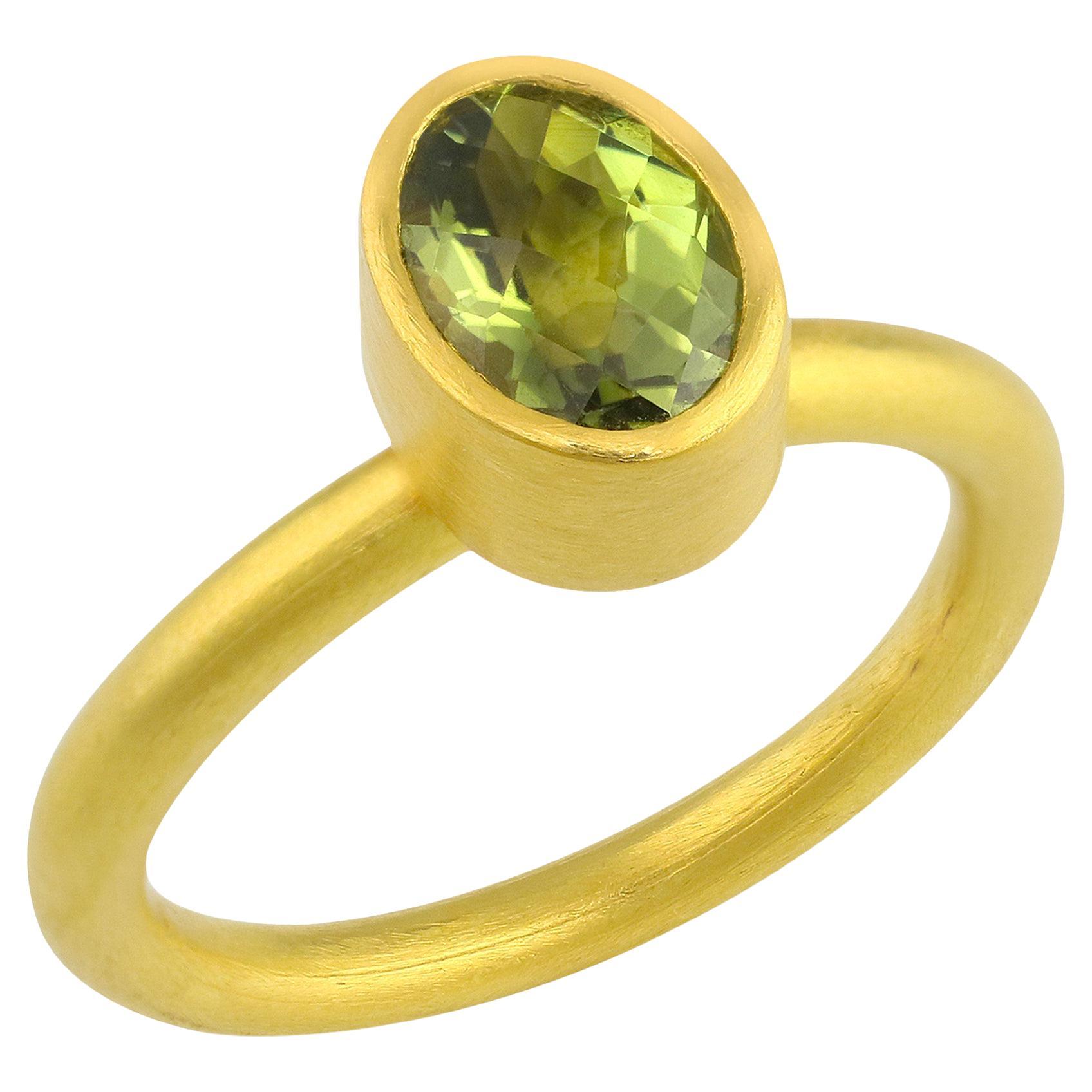 PHILIPPE SPENCER 1.3 Ct. Tourmaline in 22K and 20K Gold Solitaire Ring For Sale