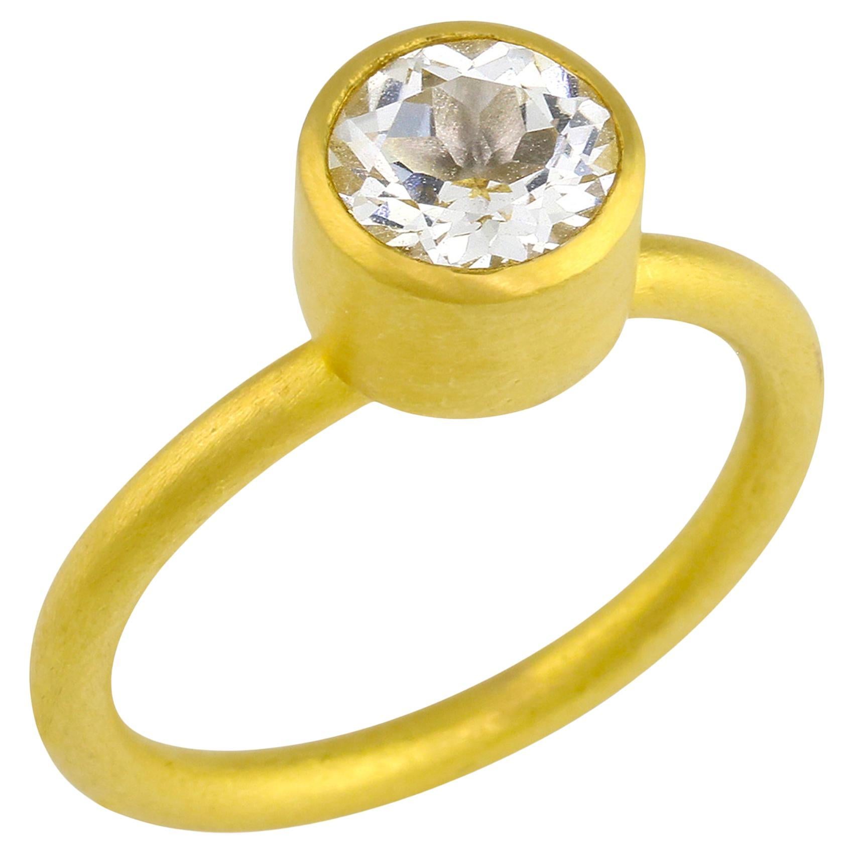 PHILIPPE SPENCER 1.6 Ct. Clear Topaz in 22K and 20K Gold Solitaire Ring For Sale
