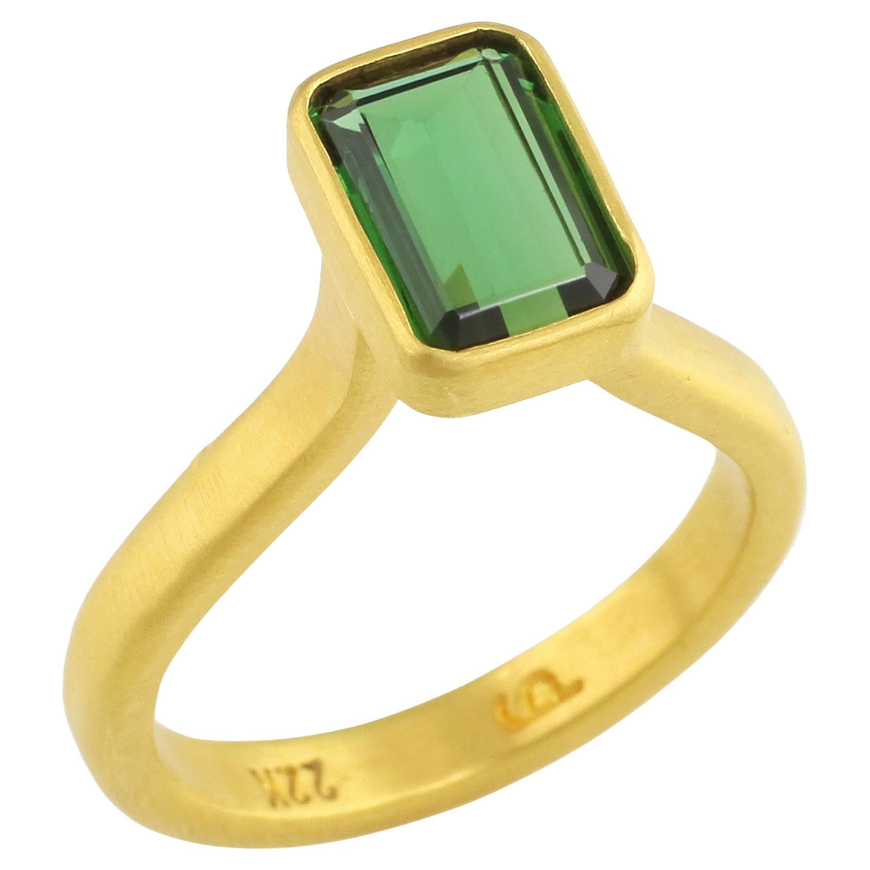 PHILIPPE SPENCER 1.7 Ct. Extra-Fine Tourmaline Statement Ring in 22K Gold For Sale