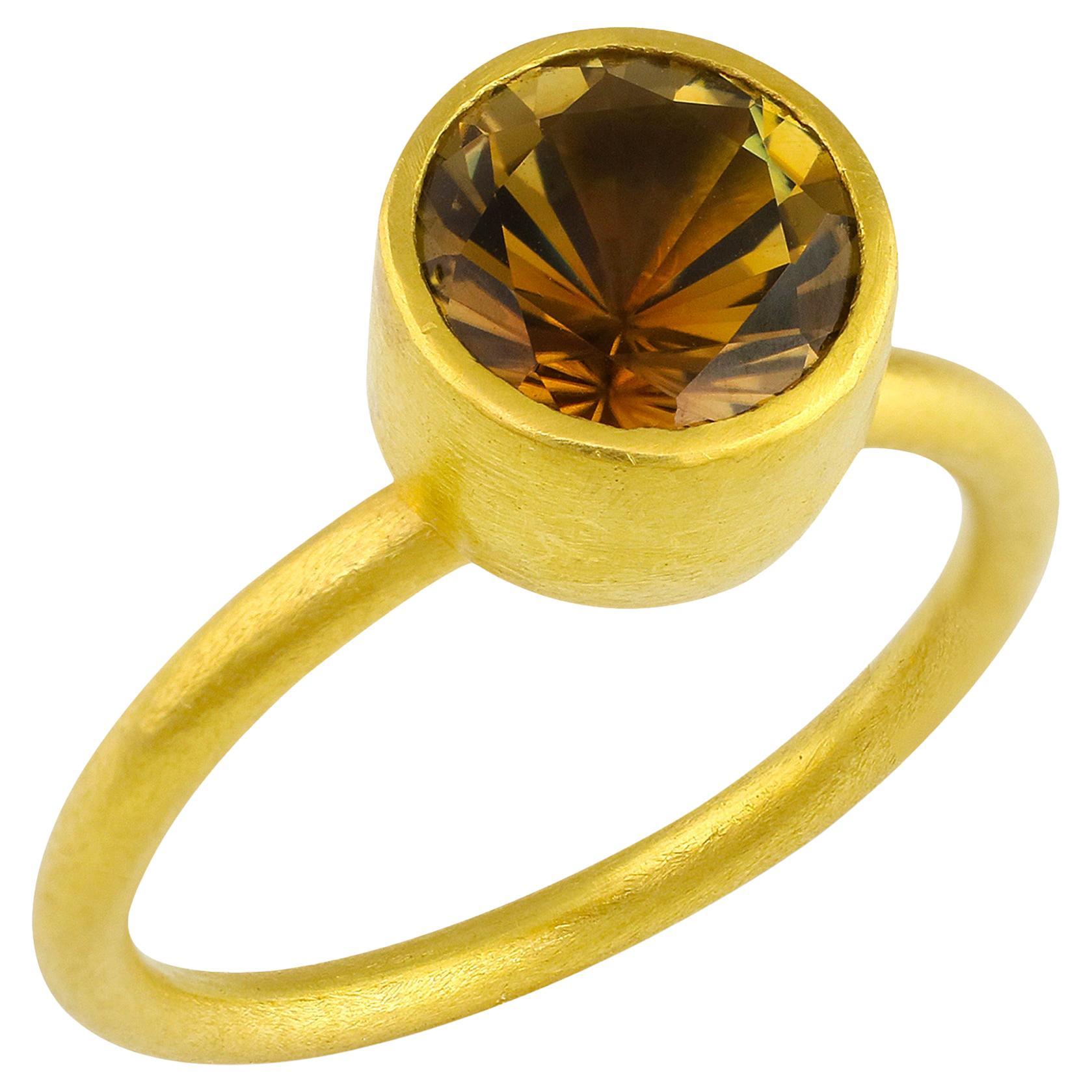 PHILIPPE SPENCER 1.85 Ct. Tourmaline in 22K and 20K Gold Solitaire Ring For Sale