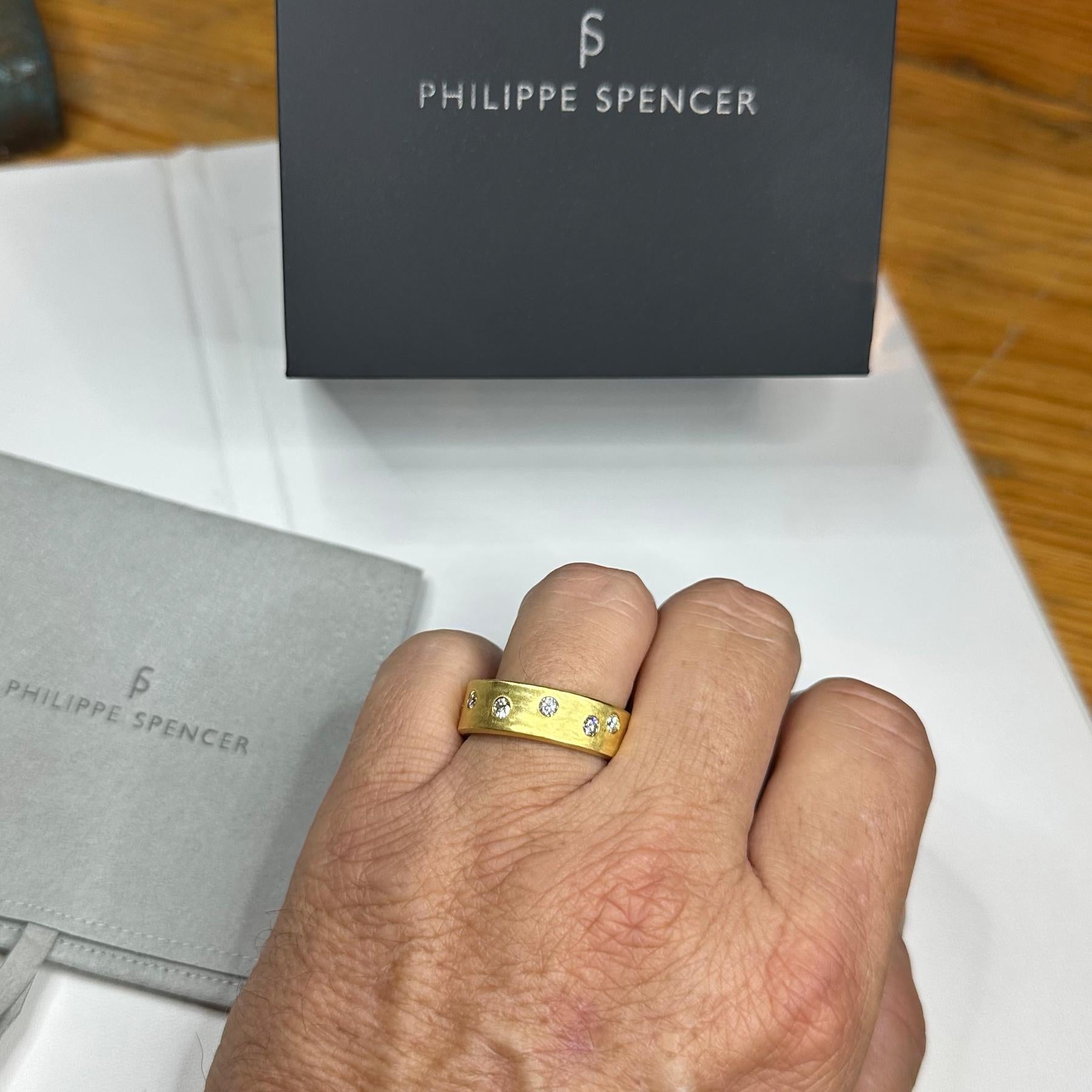 PHILIPPE SPENCER 20K Gold 8x2mm Band with 1.03 Ct. Tw. COLORLESS Diamonds For Sale 2