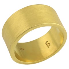 PHILIPPE SPENCER 20K Gold Hand & Anvil Forged 10 x 1.5mm Wide Band Ring