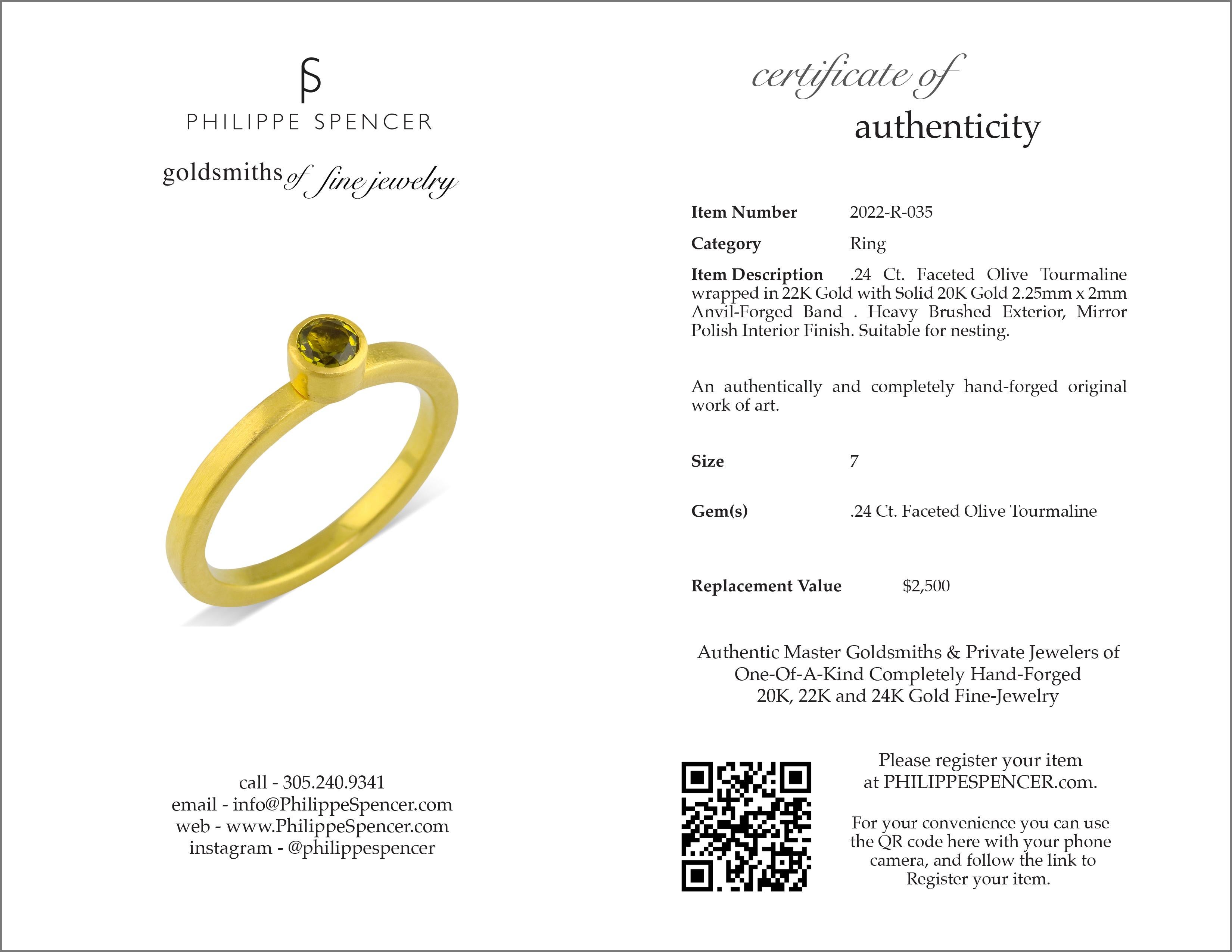 Artisan PHILIPPE SPENCER .24 Ct. Olive Tourmaline in 22K and 20K Gold Solitaire Ring For Sale
