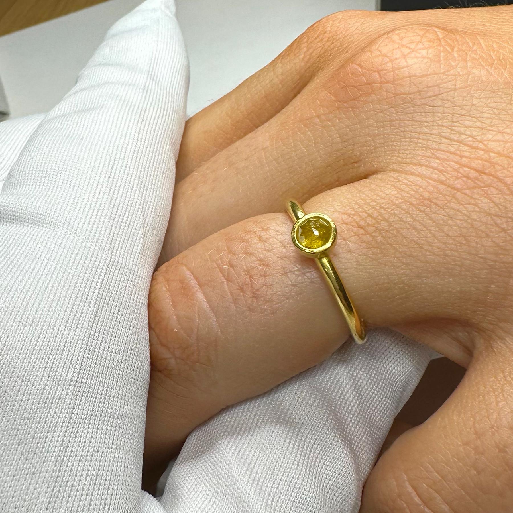 PHILIPPE SPENCER .40 Ct. Yellow Diamond in 22K and 20K Gold Solitaire Ring In New Condition For Sale In Key West, FL