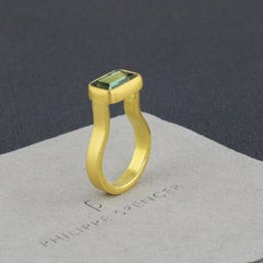 PHILIPPE SPENCER 5.26 Ct. Green Tourmaline in 22K and 20K Gold Statement Ring