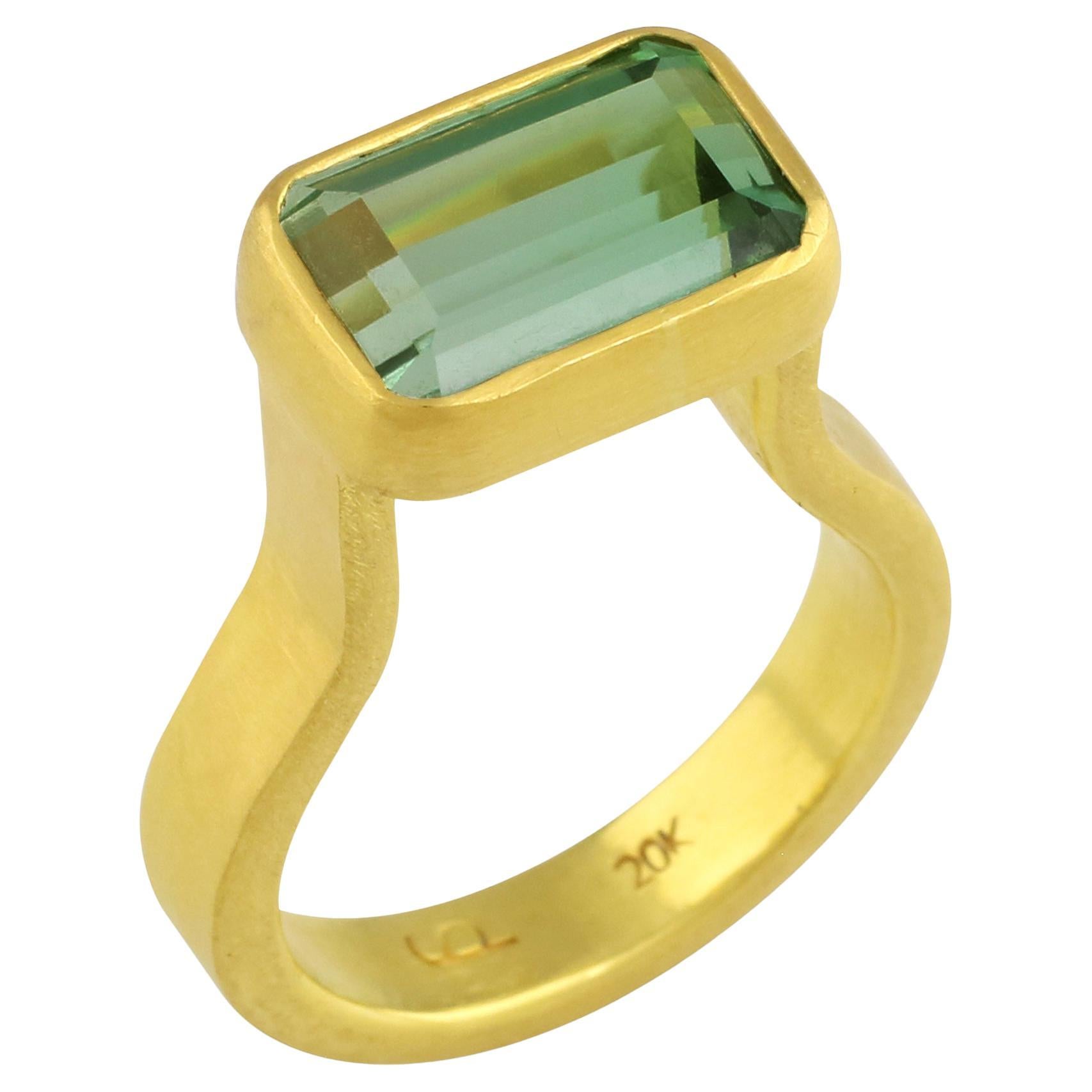 PHILIPPE SPENCER 5.26 Ct. Green Tourmaline in 22K and 20K Gold Statement Ring For Sale