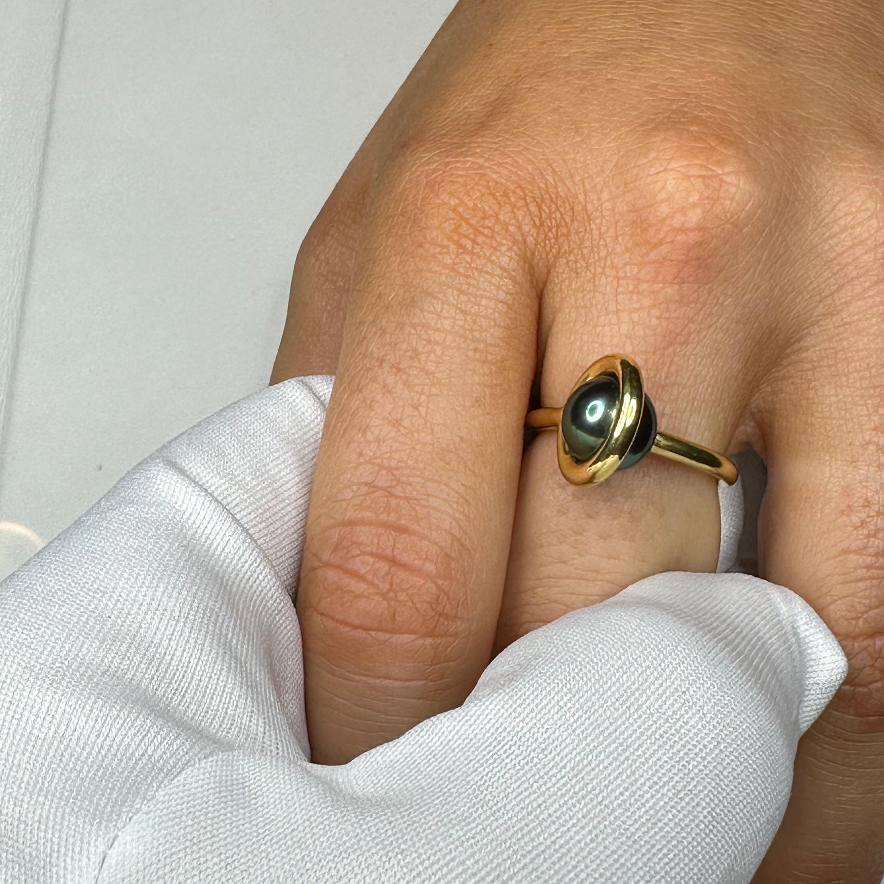 PHILIPPE SPENCER 9.3mm Tahitian Pearl in Solid 20K Gold Halo Tension Ring For Sale 1