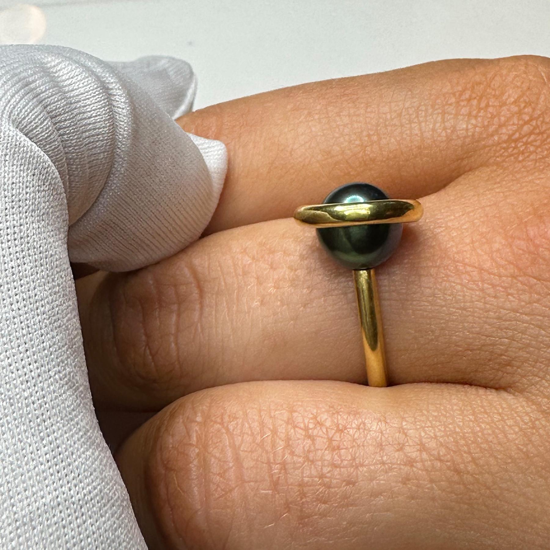 PHILIPPE SPENCER 9.3mm Tahitian Pearl in Solid 20K Gold Halo Tension Ring For Sale 2