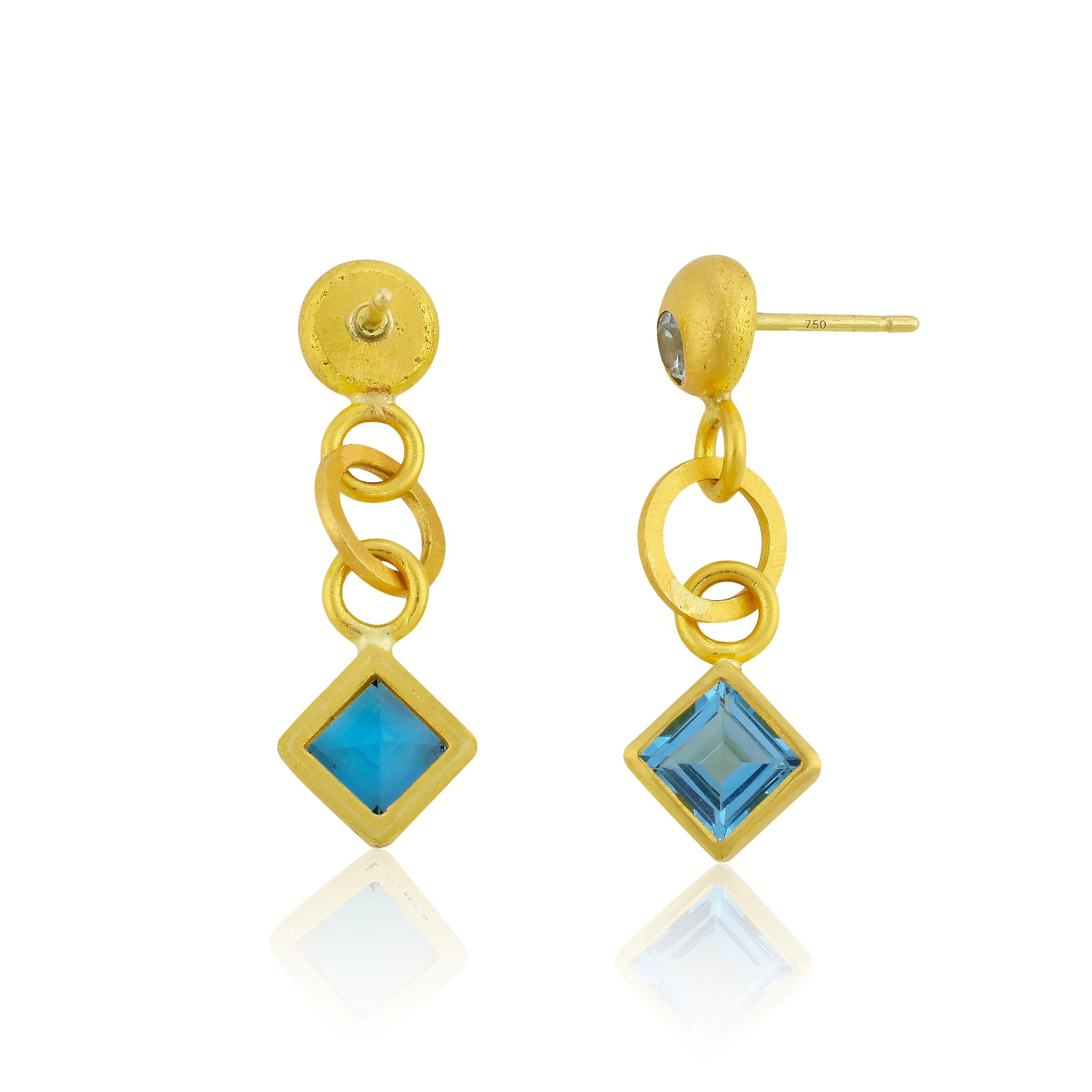 PHILIPPE SPENCER - 2.87 Ct. Total Princess Cut London Blue Topaz, and .35 Ct. Total Round Aquamarine Dangling Statement Earrings. Blue Topaz set in backless Pure 22K Gold with Solid 20K Gold Connection Links & Features. 18K Post Back & Friction Nut