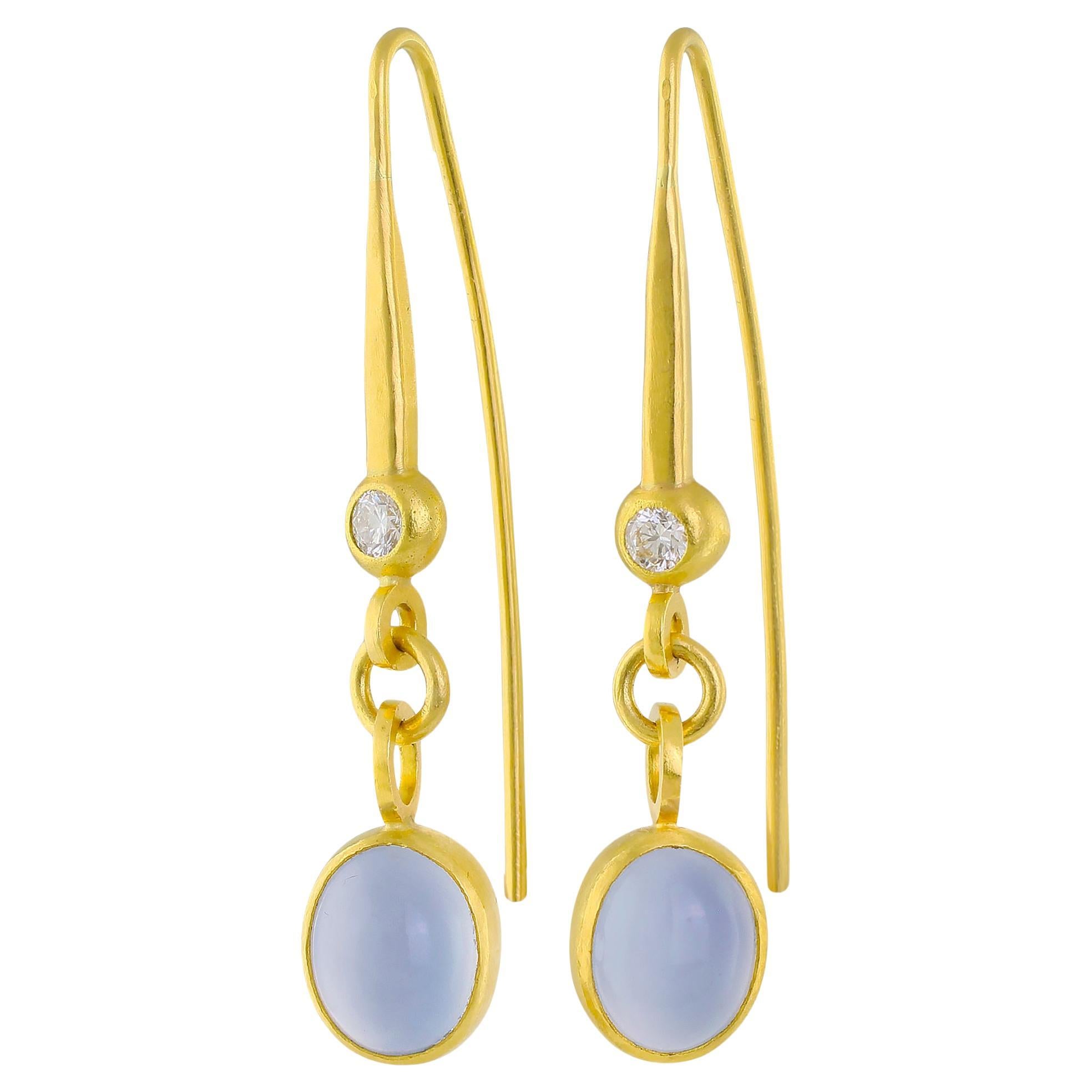 PHILIPPE SPENCER Colorless Diamonds & Chalcedony in 22K & 20K Gold Earrings For Sale