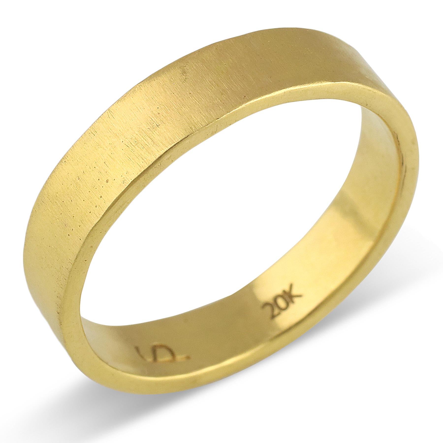 En vente :  PHILIPPE SPENCER, bague à anneau large en or massif 20 carats forgée à la main et àvil 4 x 1,25 mm de large 3