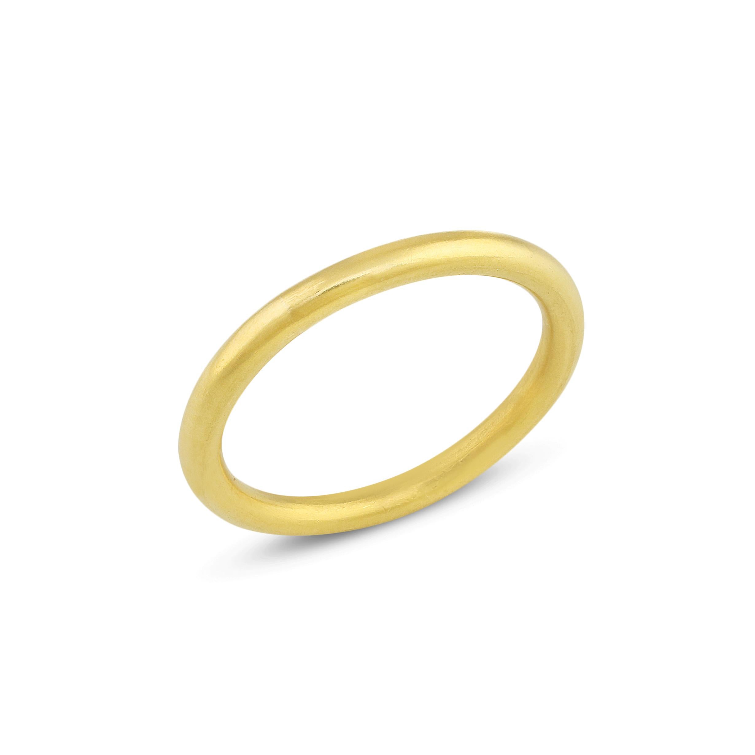 Artisan PHILIPPE SPENCER Solid 20K Gold Hand-Forged 2.3mm Organic Round Ring For Sale