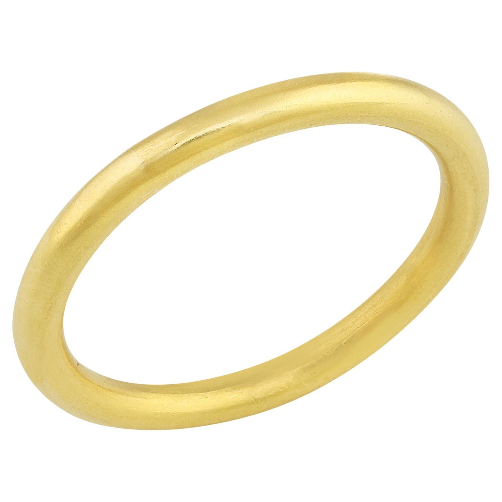 PHILIPPE SPENCER Solid 20K Gold Hand-Forged 2.3mm Organic Round Ring For Sale