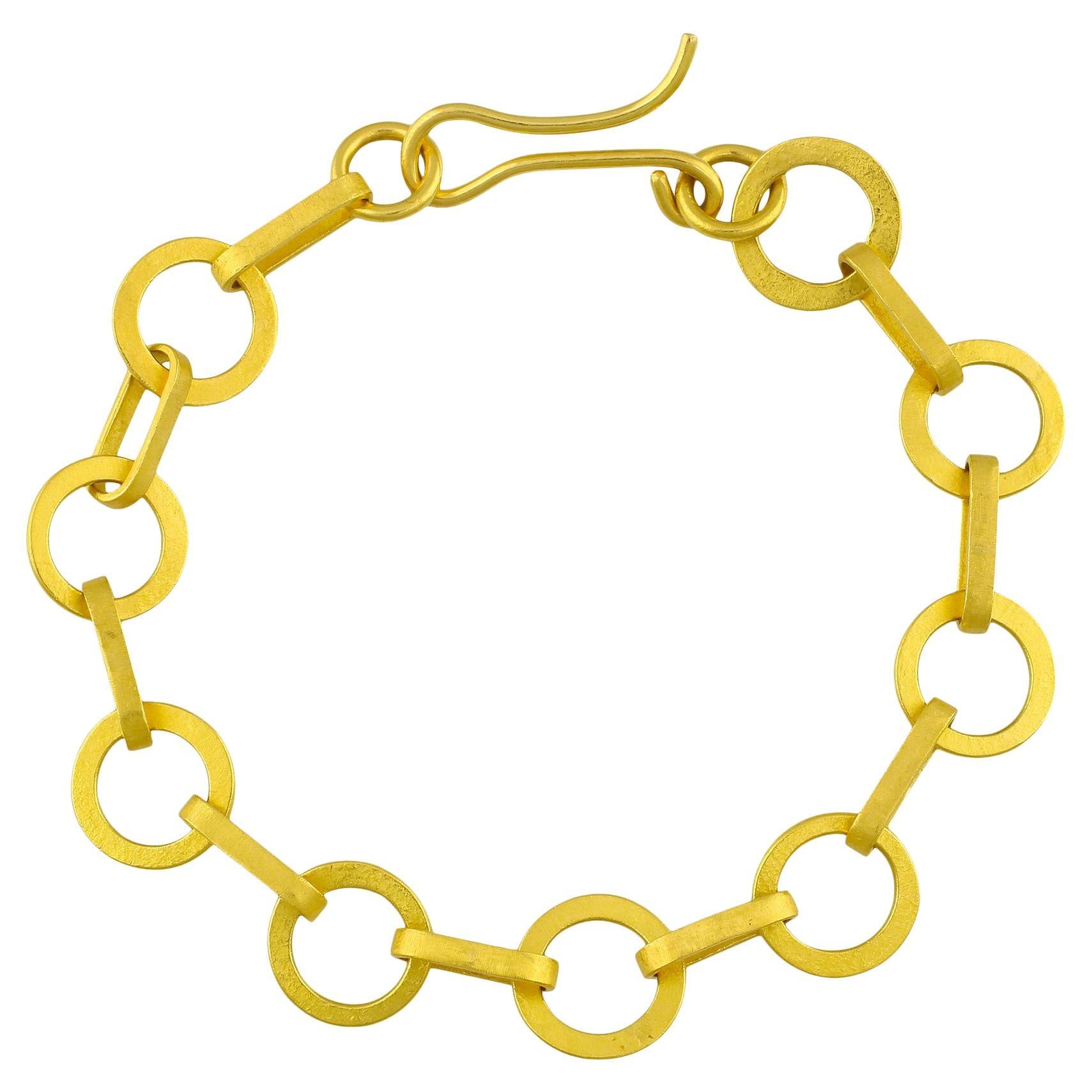 PHILIPPE SPENCER Solid 22K Gold Completely Hand-Forged Round Link Bracelet en vente