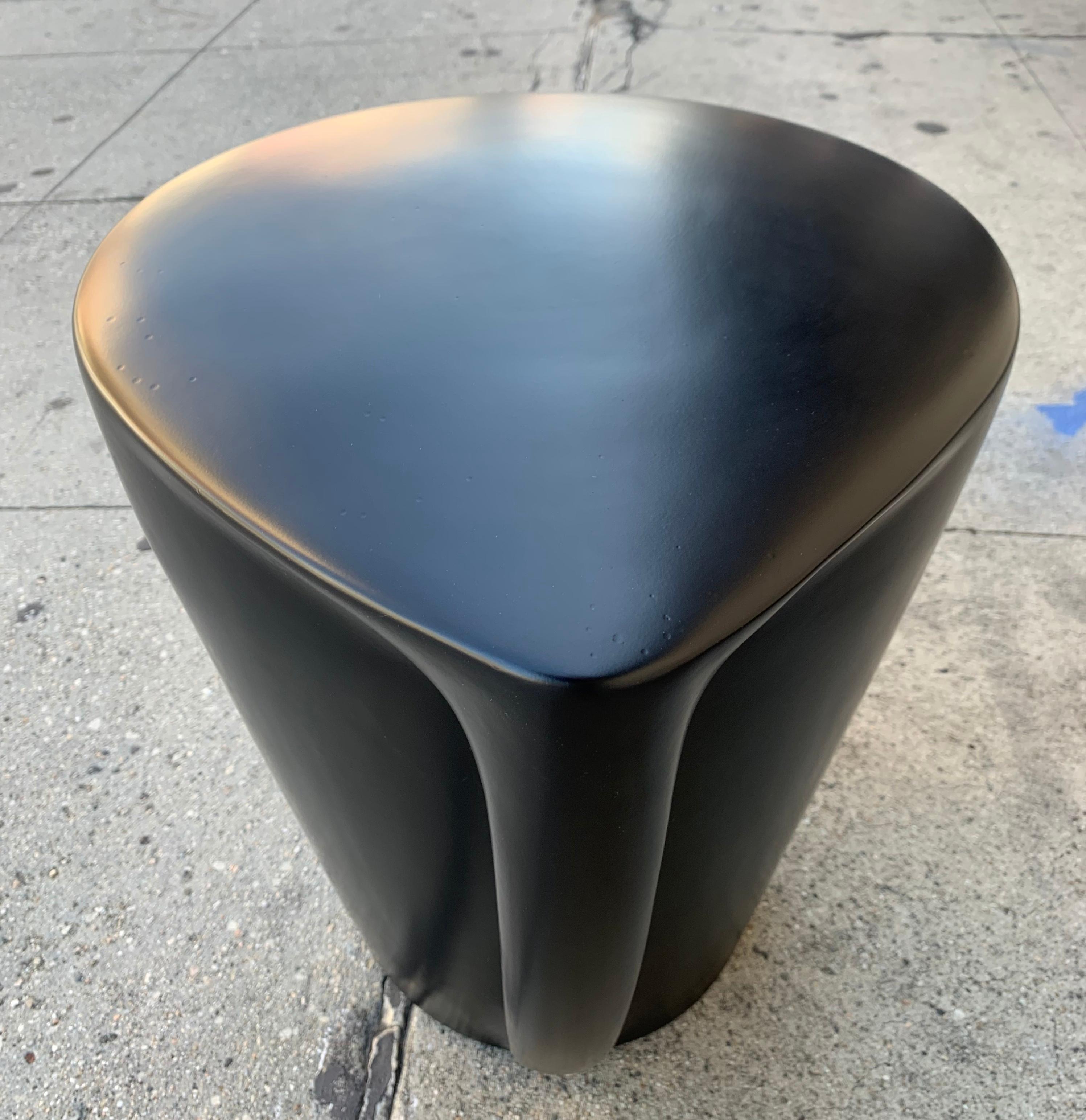 Philippe Starck 2008 Miss T XO Icon Porcelain Seat or object d’art 6