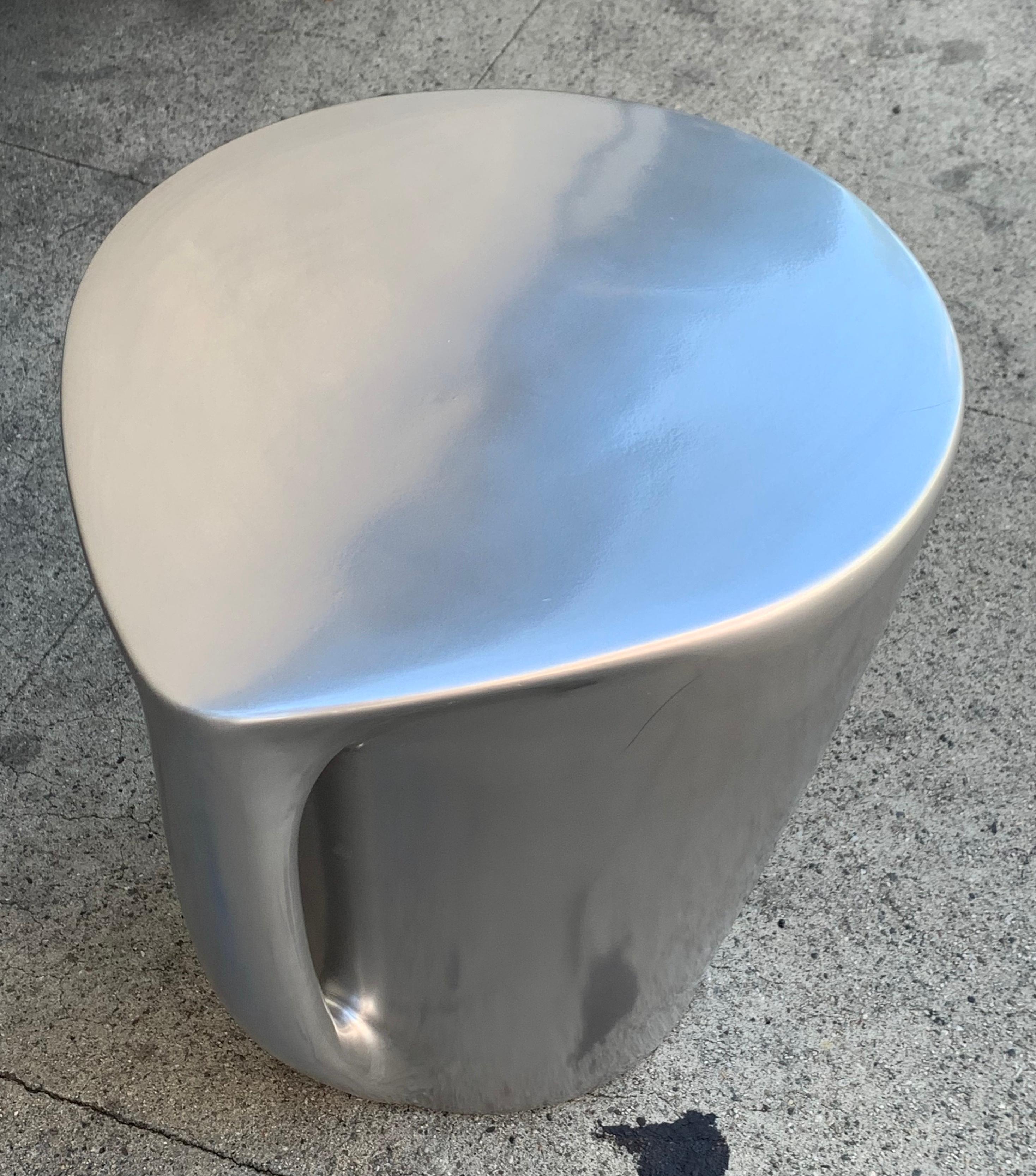 Philippe Starck 2008 miss T XO icon porcelain seat or object d’art, made in France and also available in silver and black, we have a total of 1 in gold, 2 in black and 2 in silver.
Measures: 17” high x 15” wide x 17” deep.