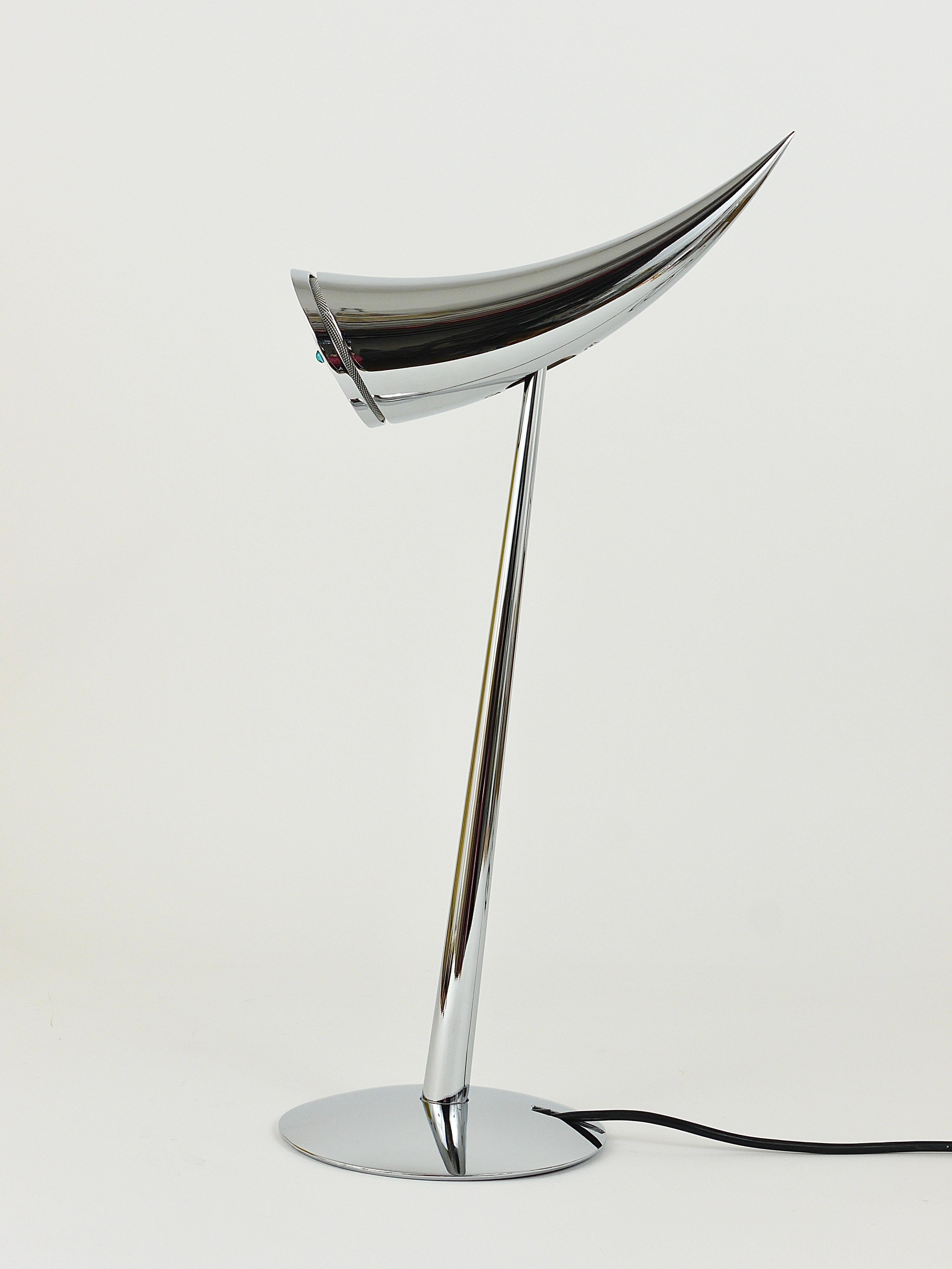 Lampe de bureau Ara de Philippe Starck, chrome, post-moderne par Flos Italie, années 1980 2