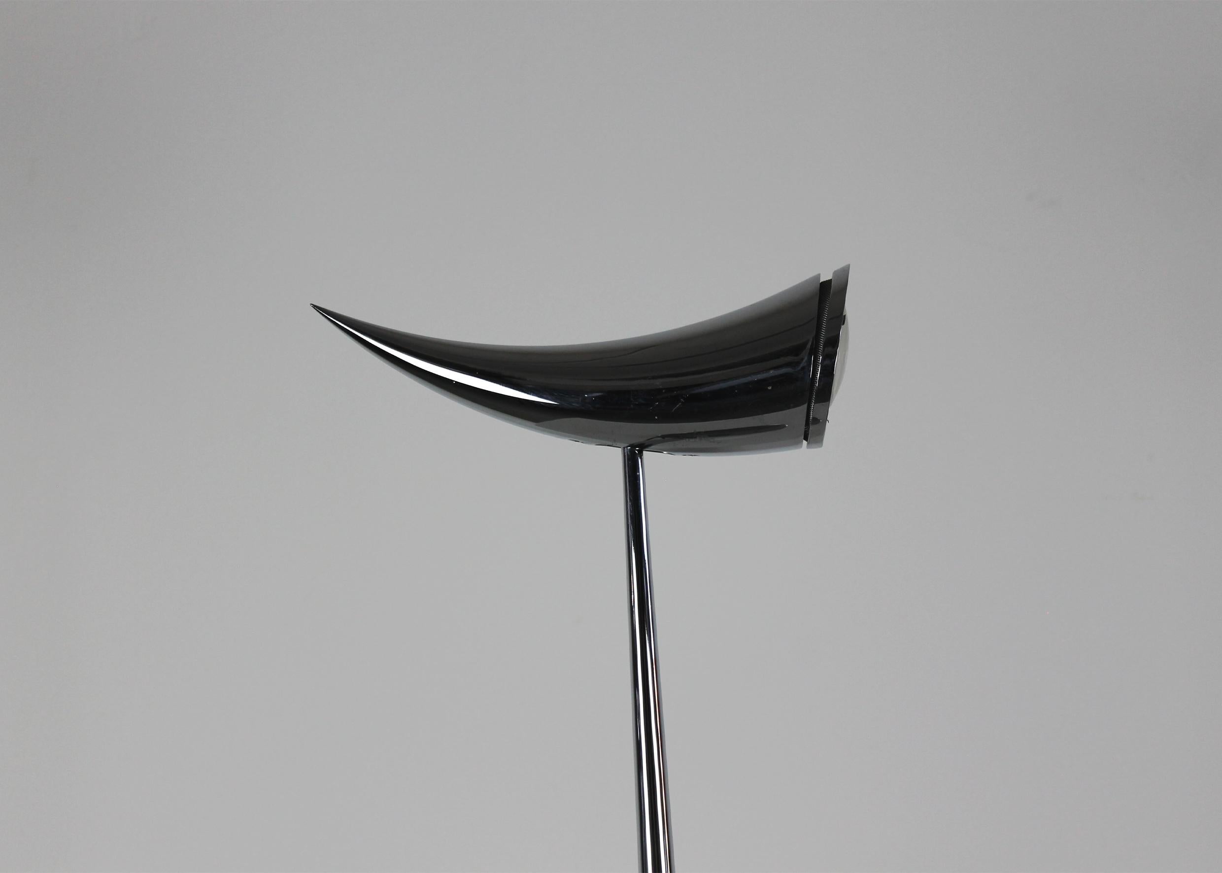 Post-Modern Philippe Starck Ara Table Lamp in Polished Chromed Metal by Flos 1988 For Sale