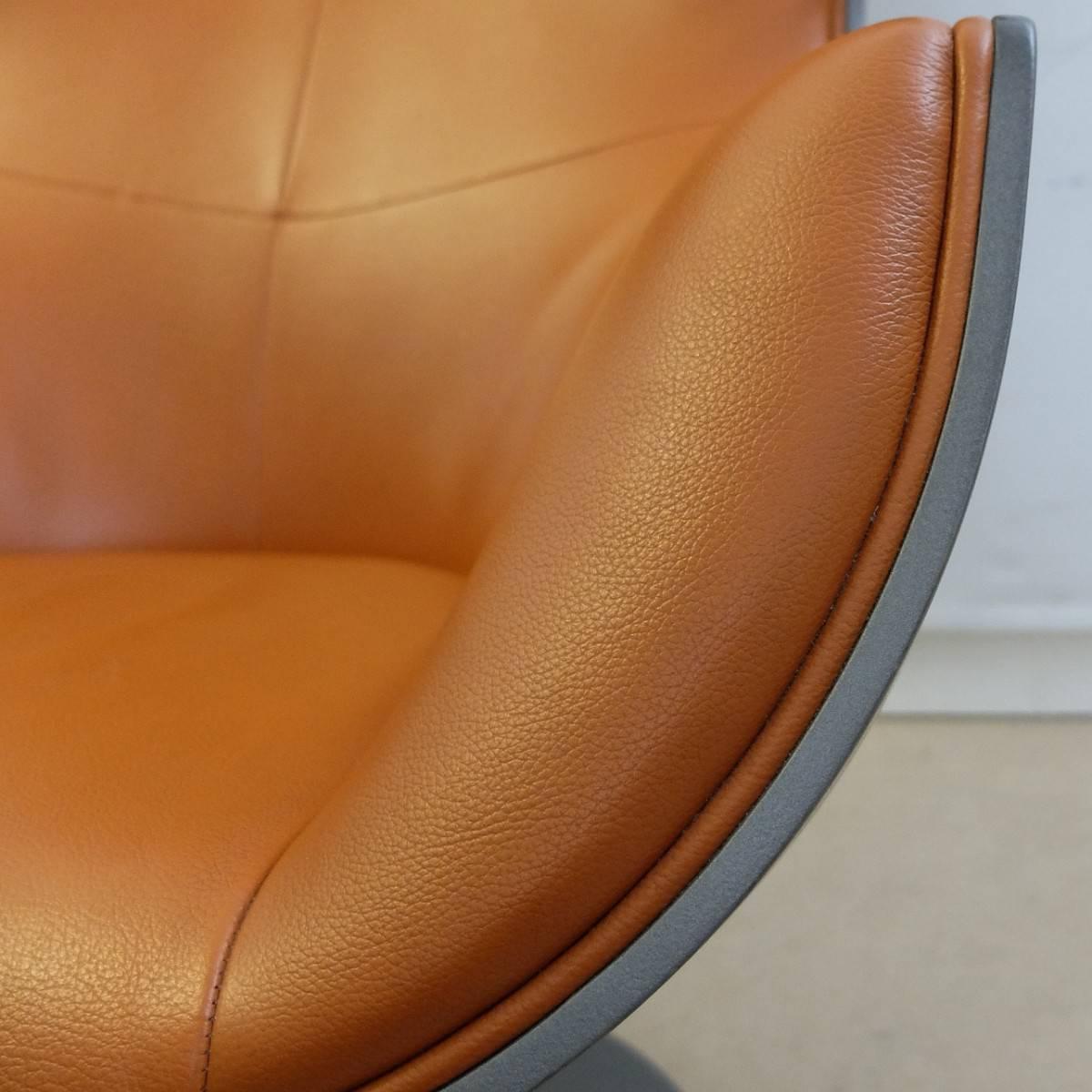 iconic premier chair