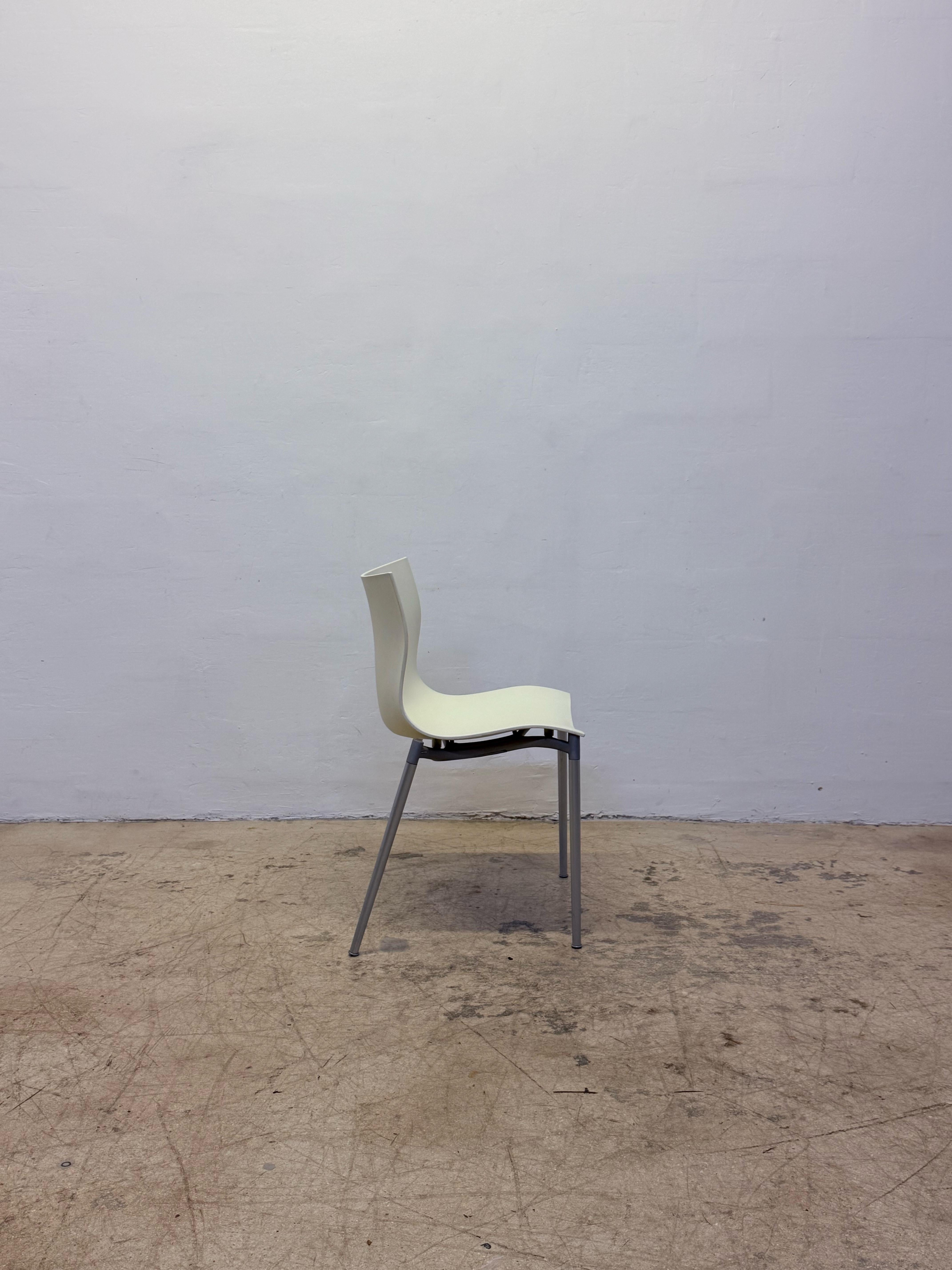 Philippe Starck Sillas Cam El Eon para Dríade Aleph - Un par siglo XX en venta
