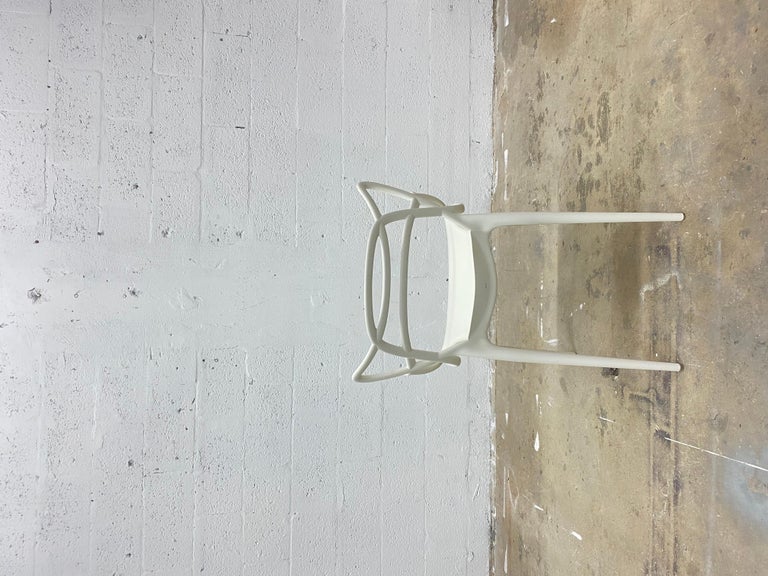 Philippe Starck & Eugeni Quitllet White Masters Chairs for Kartell - a Pair In Good Condition For Sale In Miami, FL