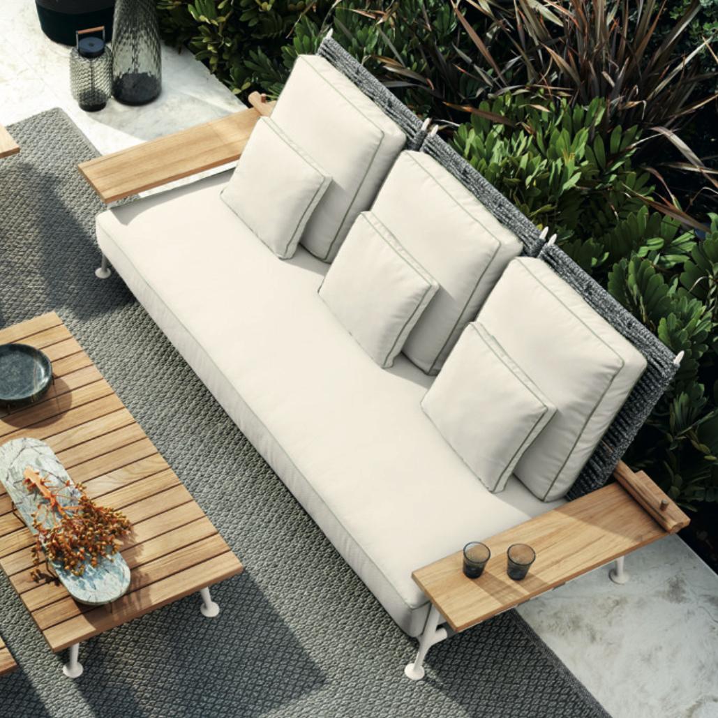 Philippe Starck 'Fenc-e-nature' Outdoor Sofa, Steel, Teak and Fabric by Cassina In New Condition For Sale In Barcelona, Barcelona