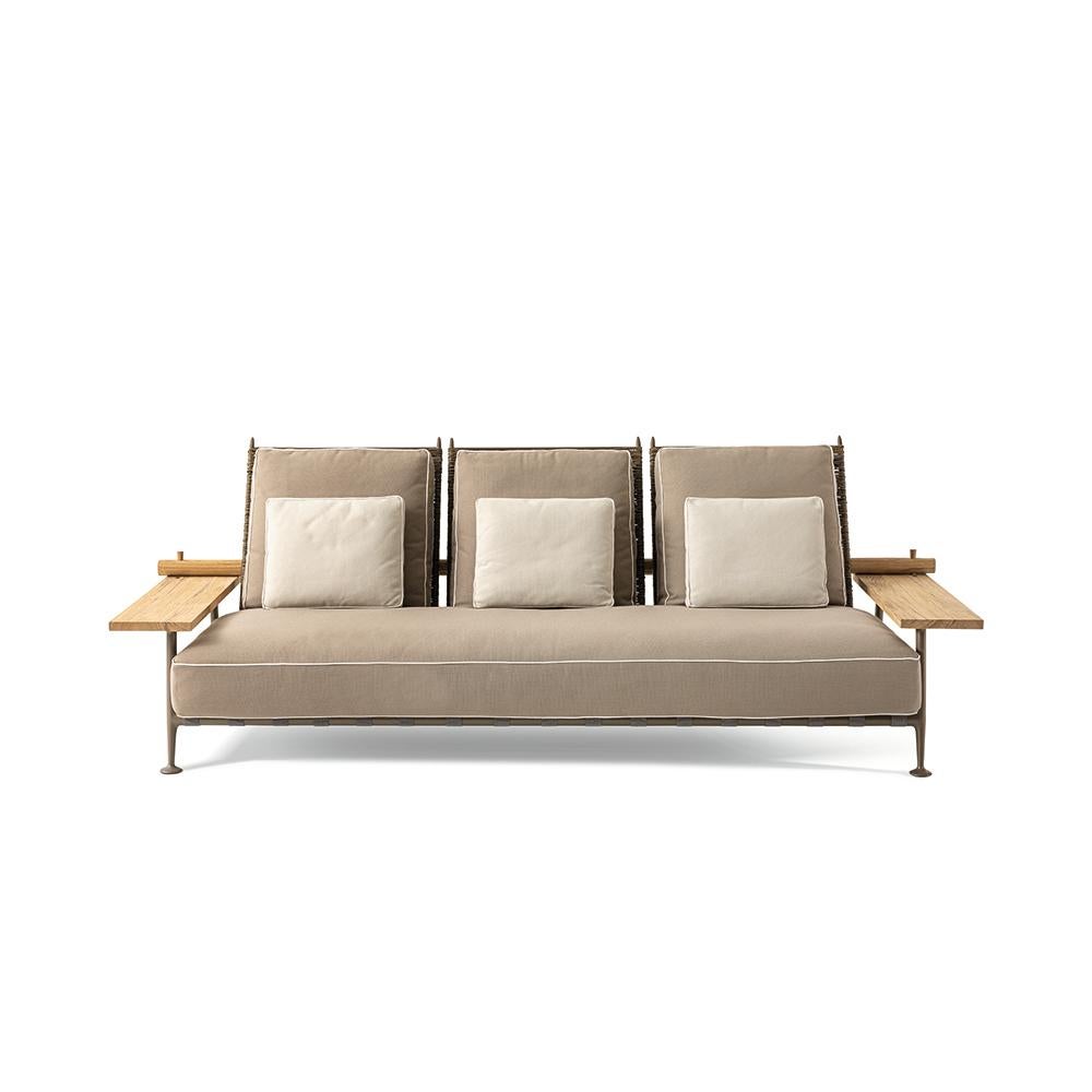 Sofa designed by Philippe Starck in 2020. Manufactured by Cassina in Italy.

Defined by Philippe Starck as 