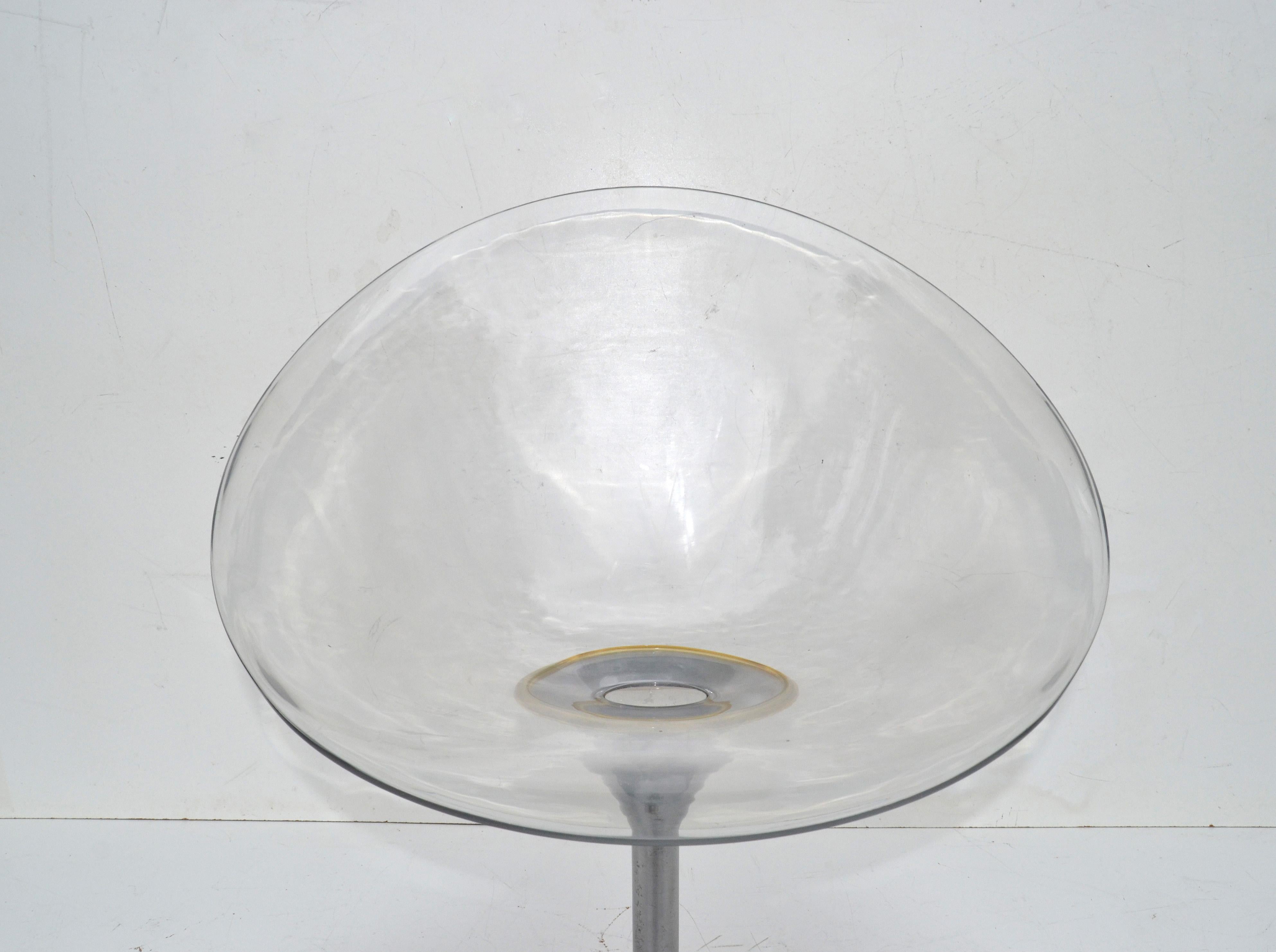 Philippe Starck para Kartell Juego de 3 sillas giratorias italianas Eros de lucite transparente siglo XX en venta