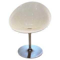 Philippe Starck für Kartell Weißer drehbarer Eros-Stuhl, Italien
