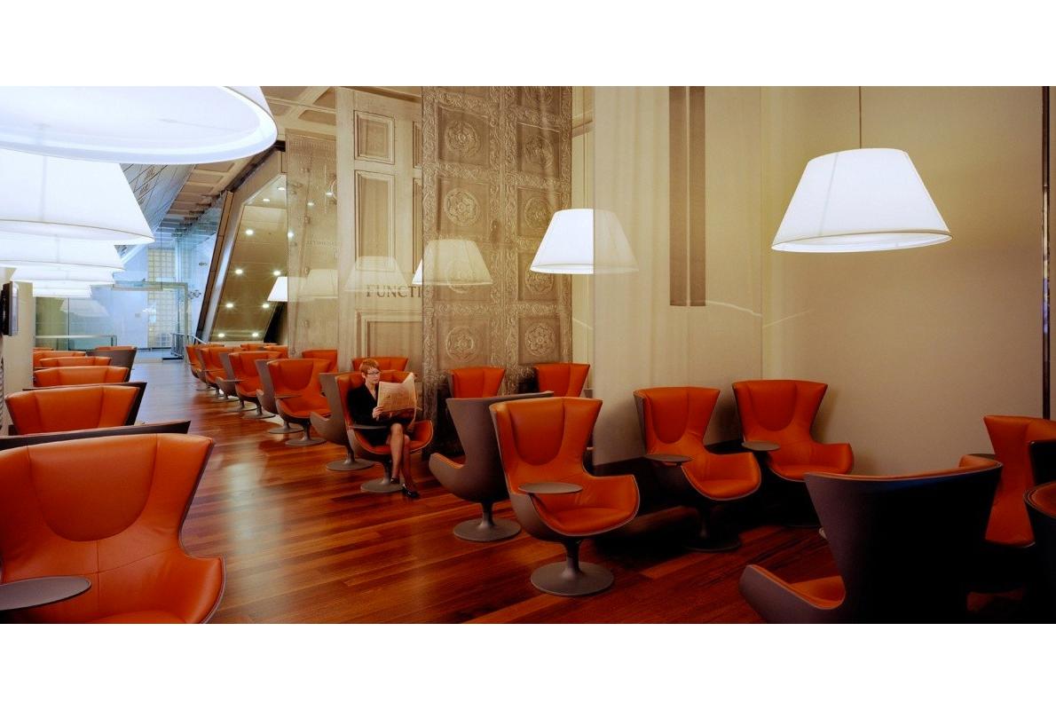 Cuir Quatre fauteuils de Philippe Starck de Eurostar en vente