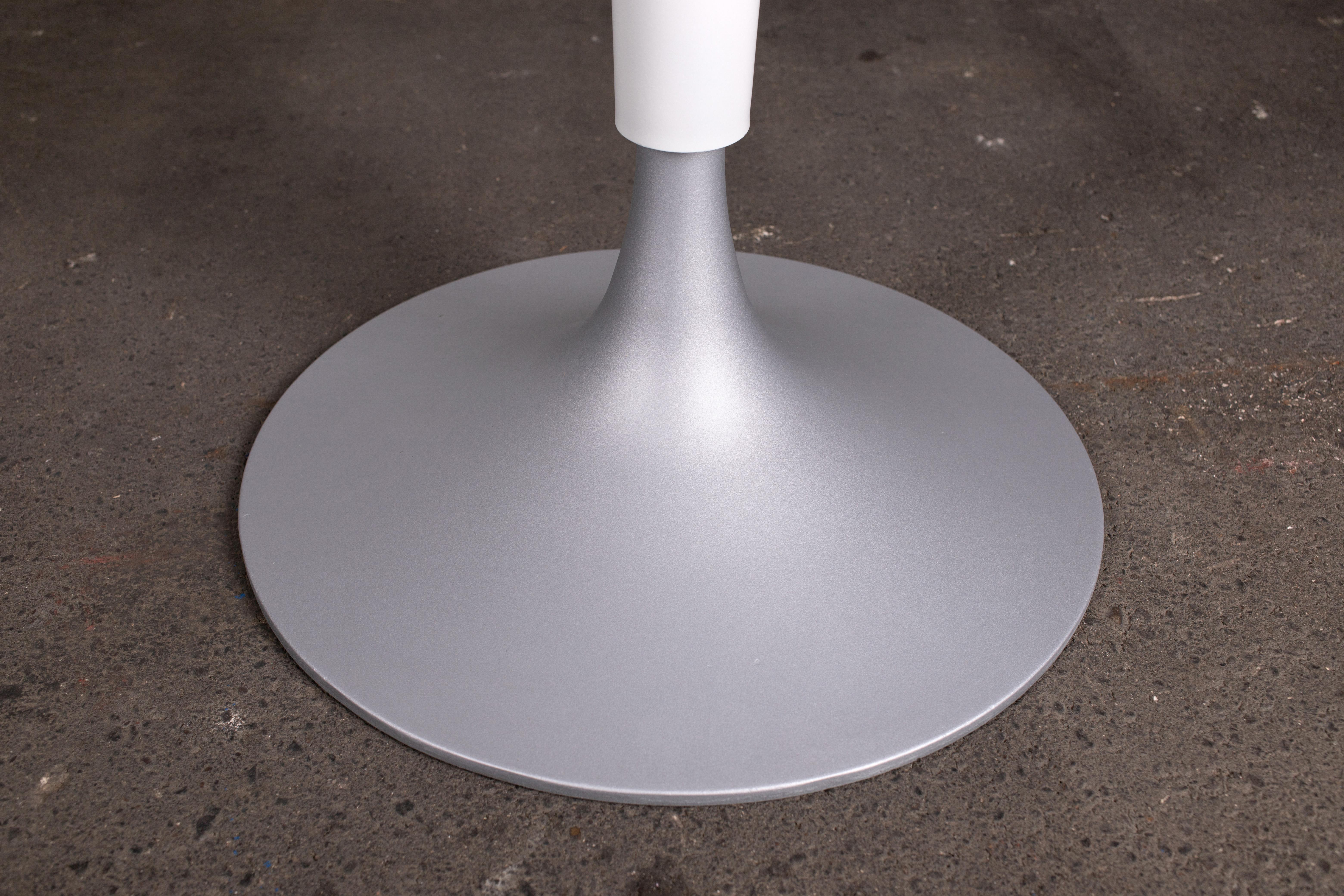 Metal Philippe Starck In/Outdoor Round White Tulip Bar Tables 