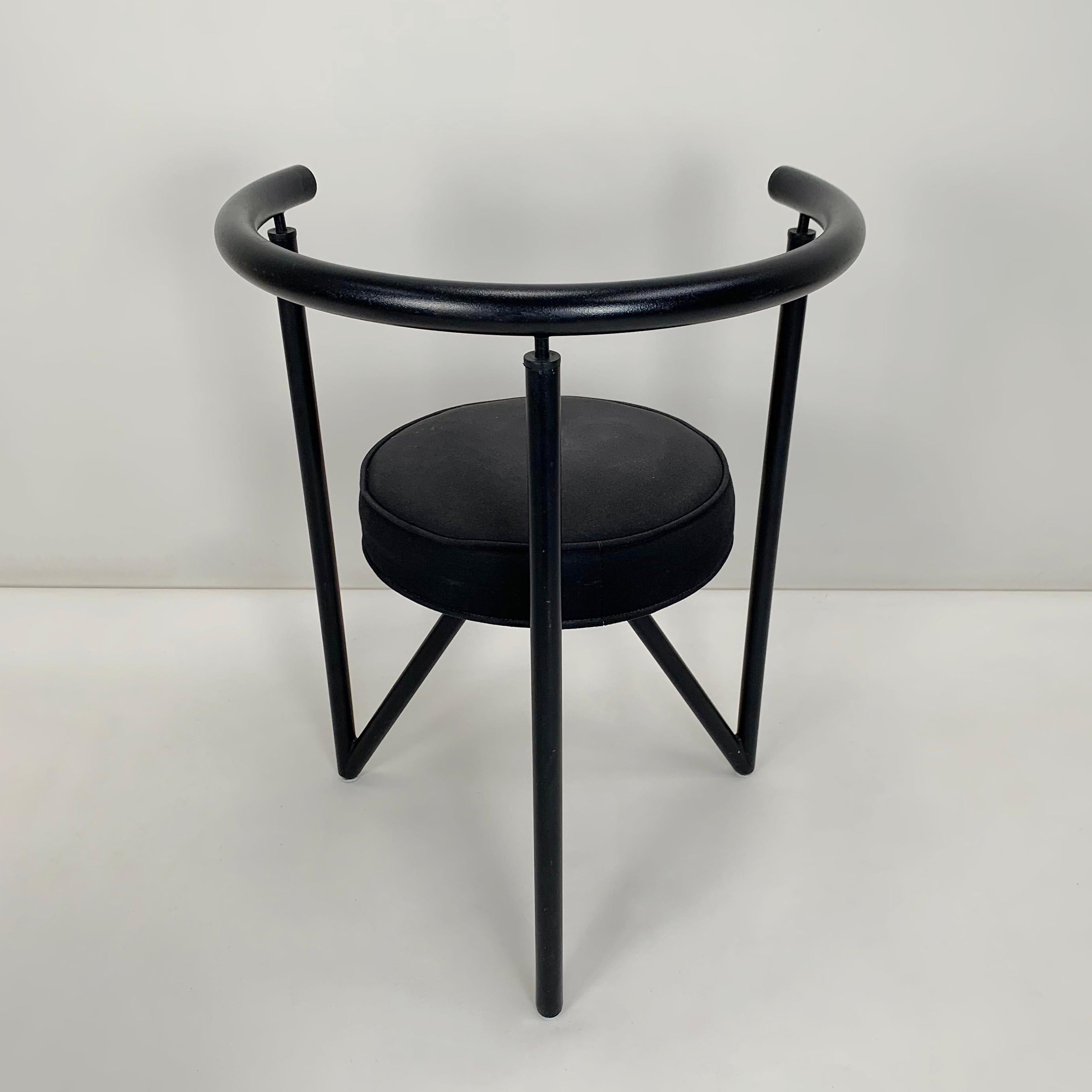 Philippe Starck Paire de fauteuils modèle Miss Dorn pour Disform, c. 1982 en vente 5