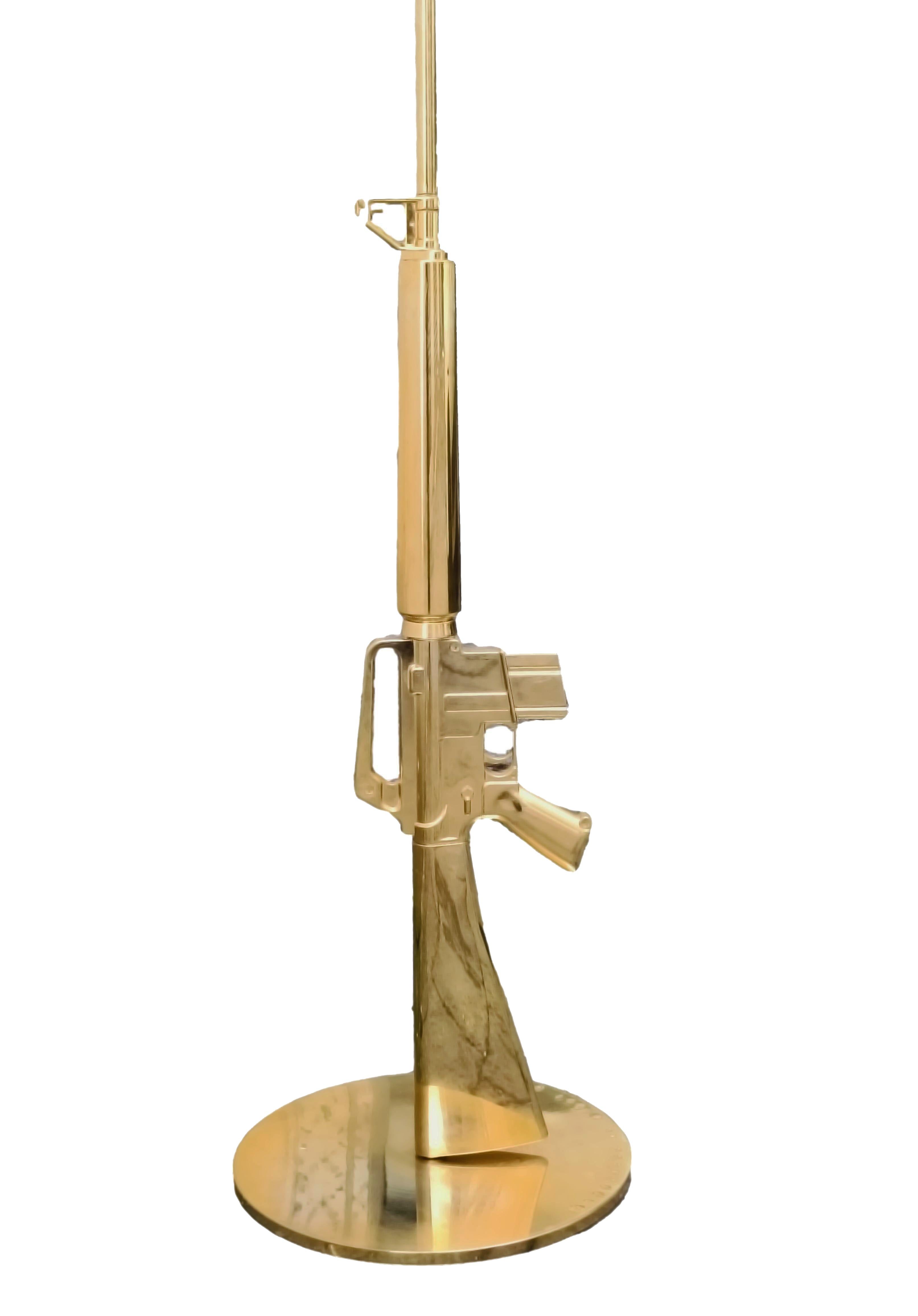 Italian Philippe Starck for Flos Floor Lamp 'Guns Lounge M16', Italie, années 2000 en vente