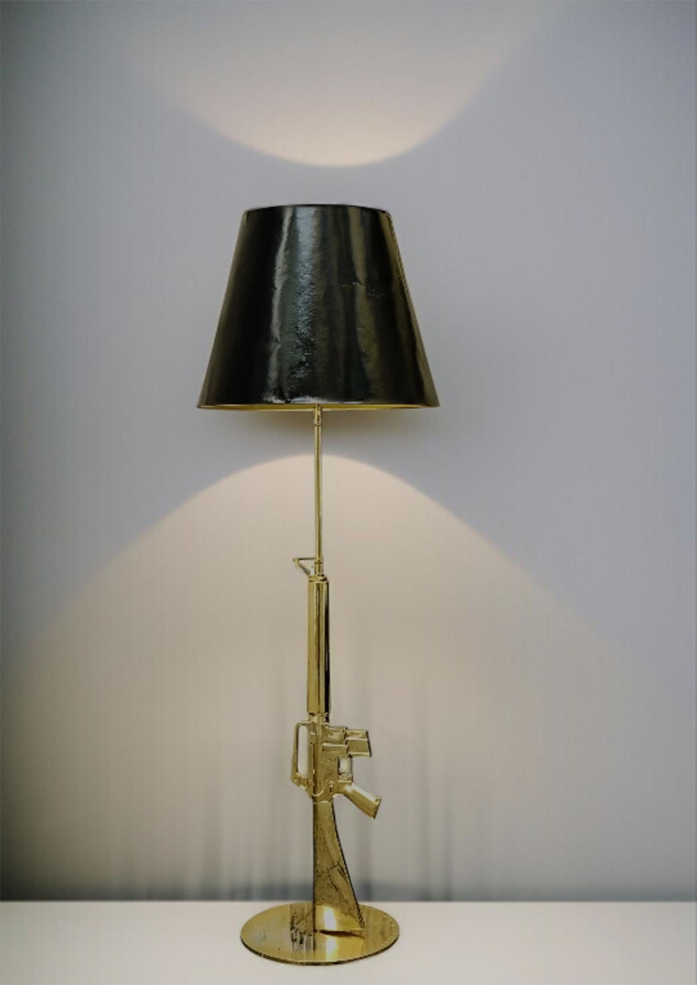 Philippe Starck for Flos Floor Lamp 'Guns Lounge M16', Italie, années 2000 en vente 2