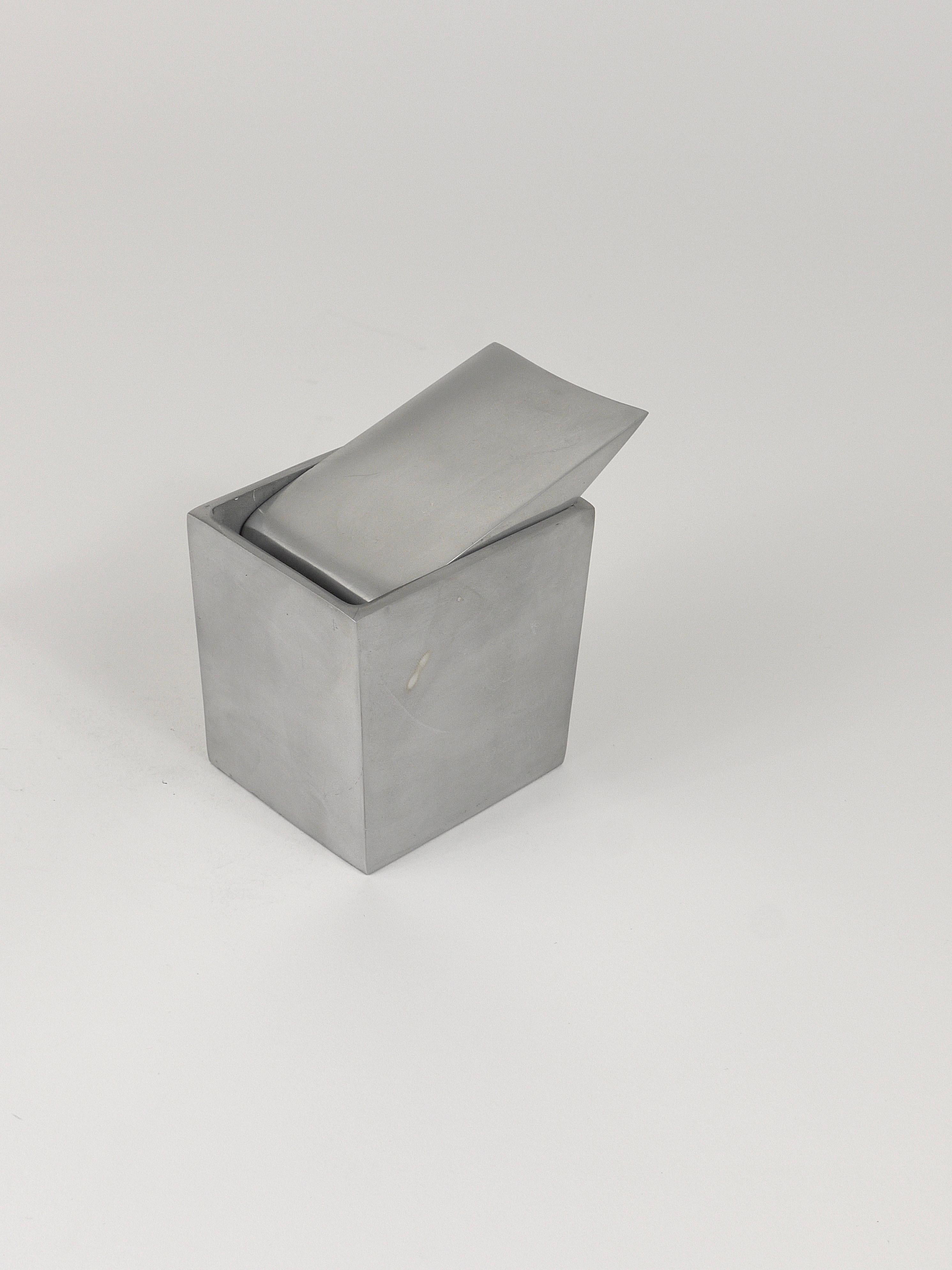 Philippe Starck Postmodern Ray Hollis Ashtray for the Royalton Hotel, XO, 1986 11