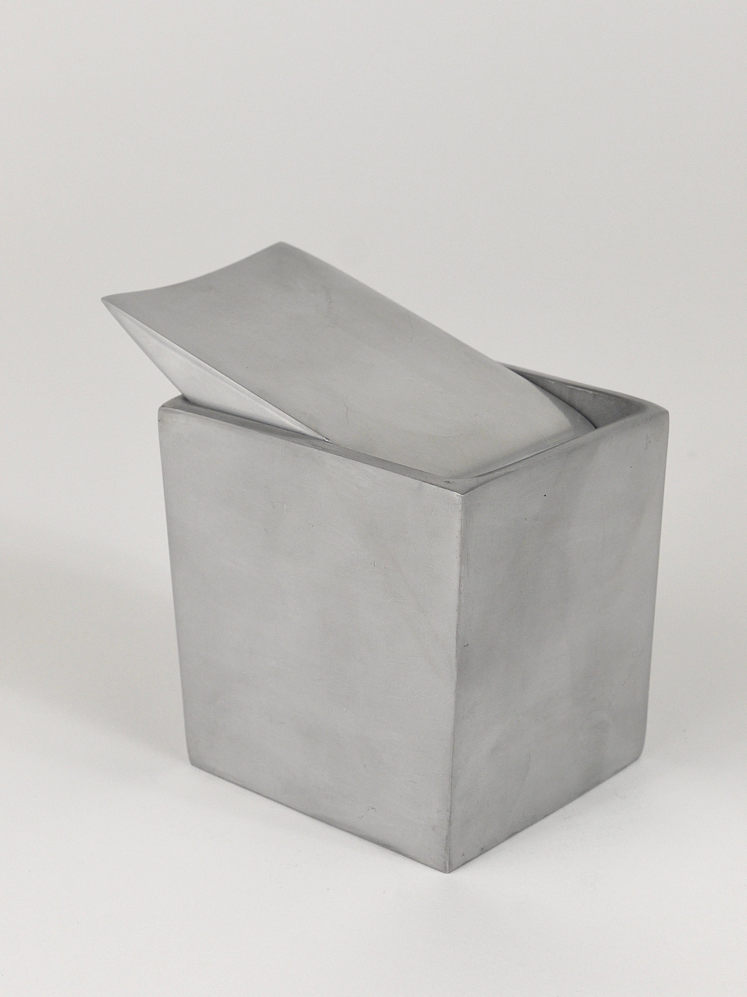 Aluminium Cendrier postmoderne Ray Hollis pour l'hôtel Royalton, XO, de Philippe Starck, 1986