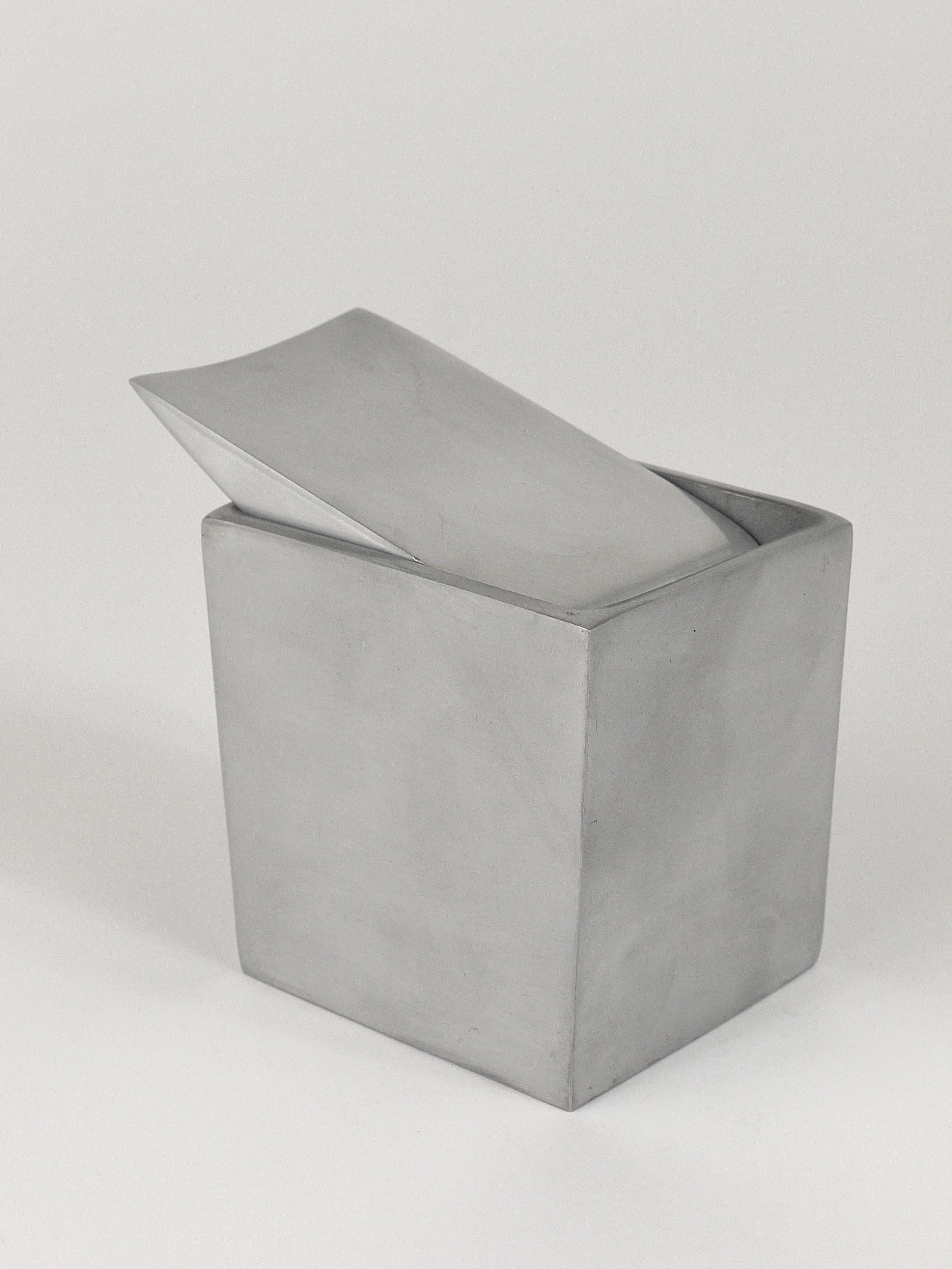 Aluminum Philippe Starck Postmodern Ray Hollis Ashtray for the Royalton Hotel, XO, 1986